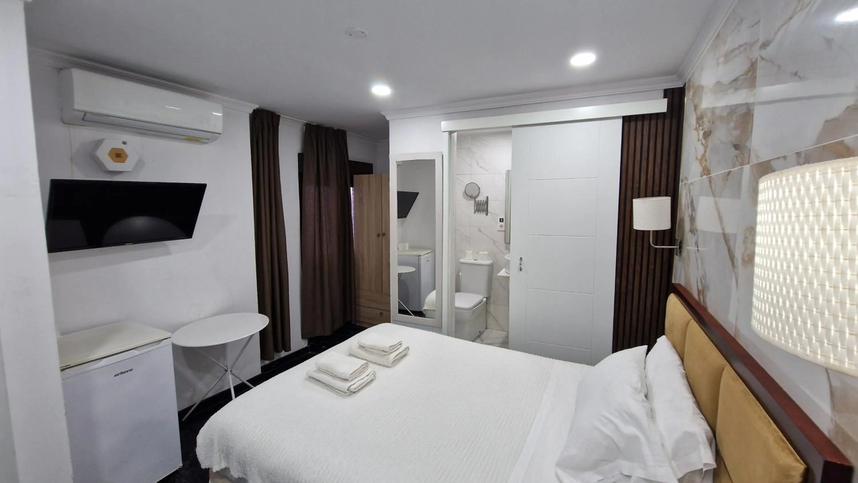 Bed in Boutique Princesa