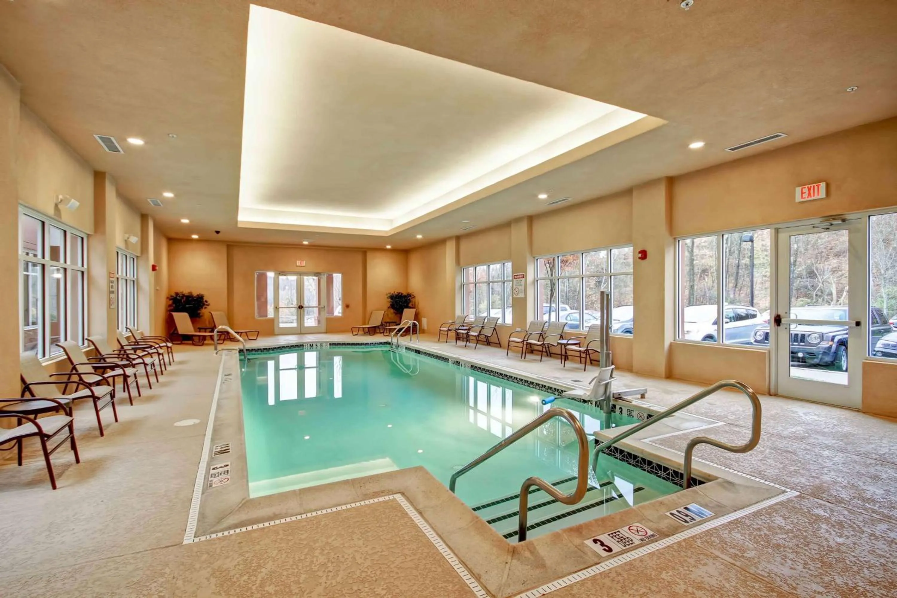 Pool view in Homewood Suites - Doylestown