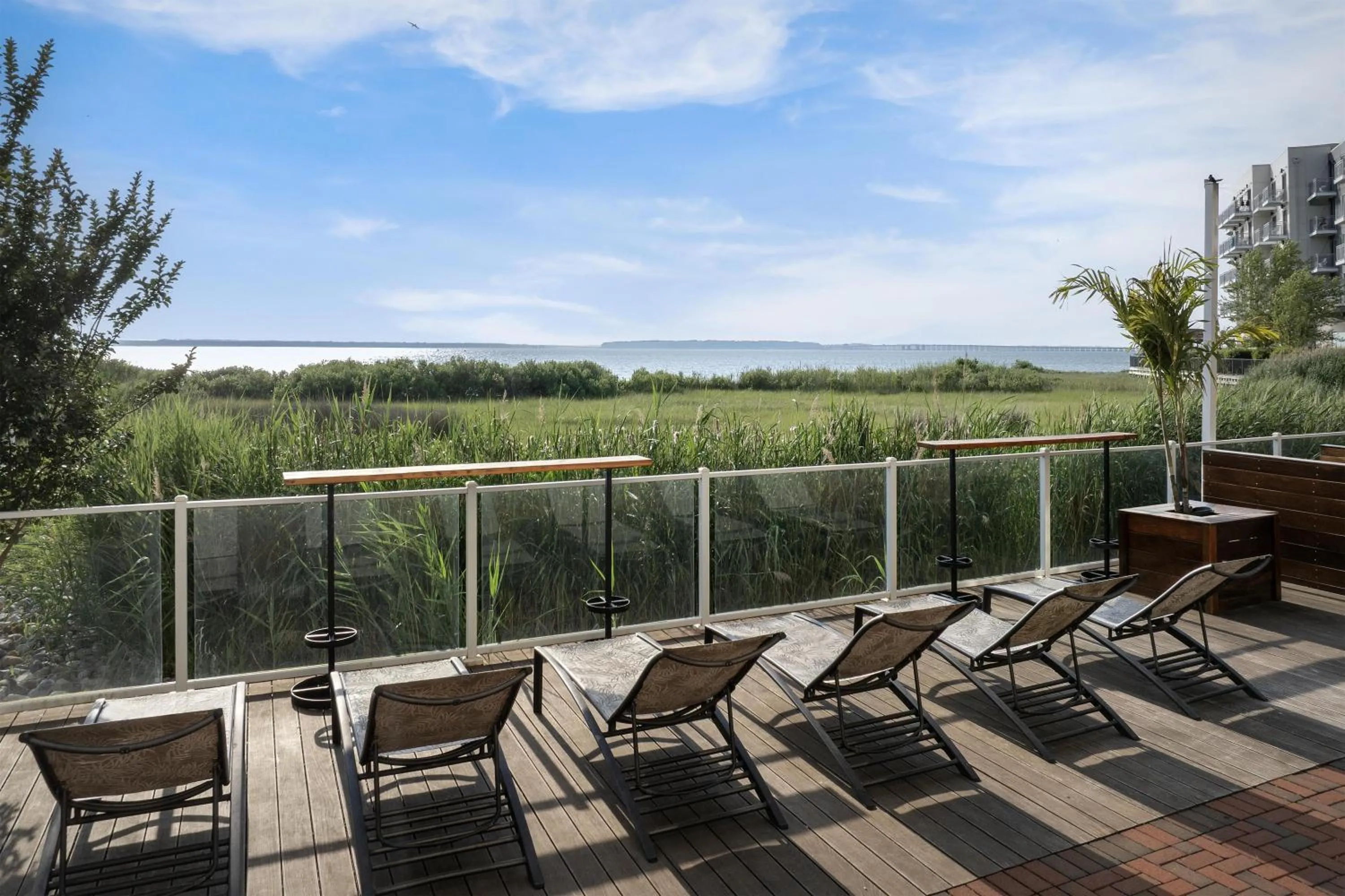Patio in Hampton Inn & Suites Ocean City Bayfront-Convention Center