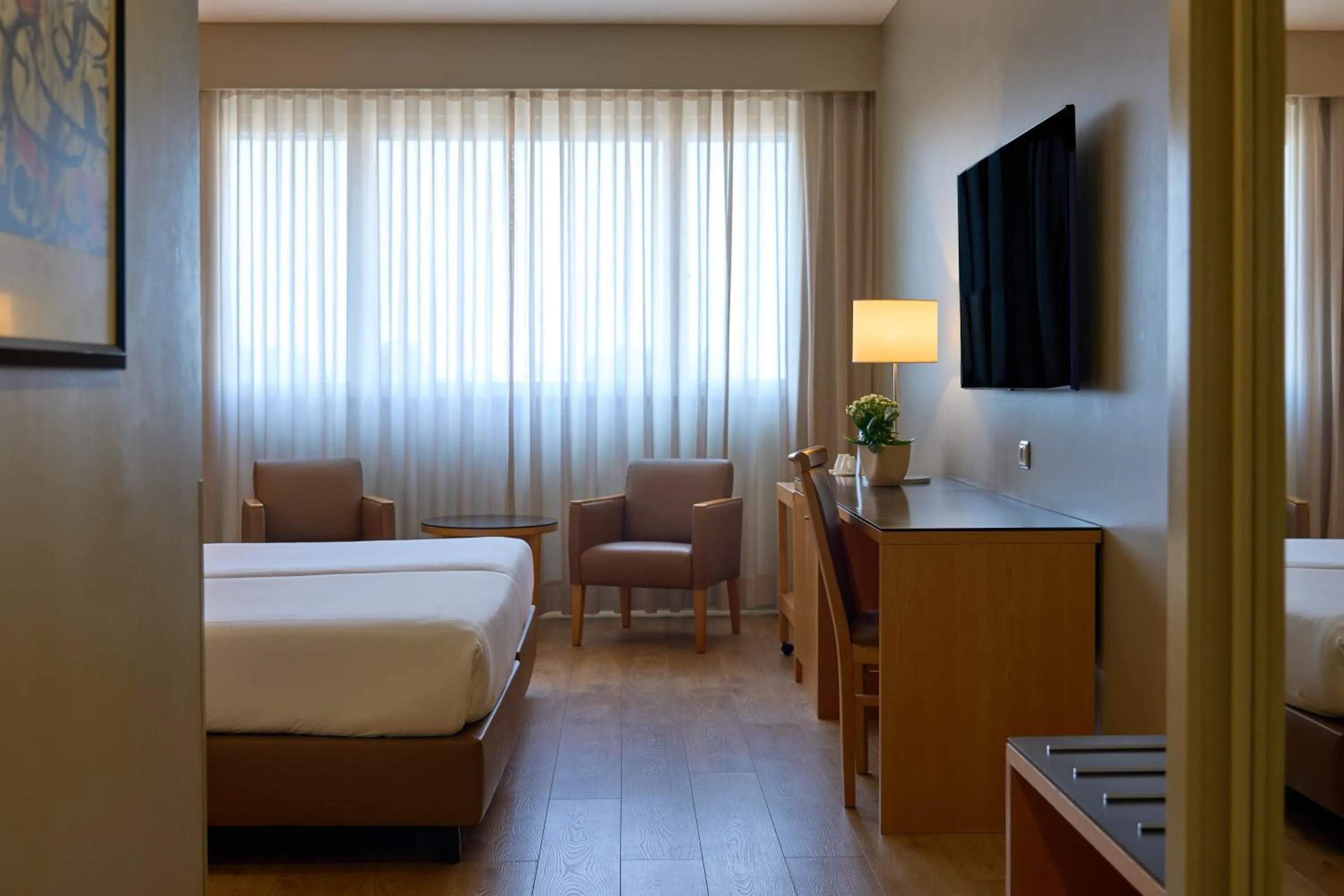 City view, Bed in Portus Cale Hotel