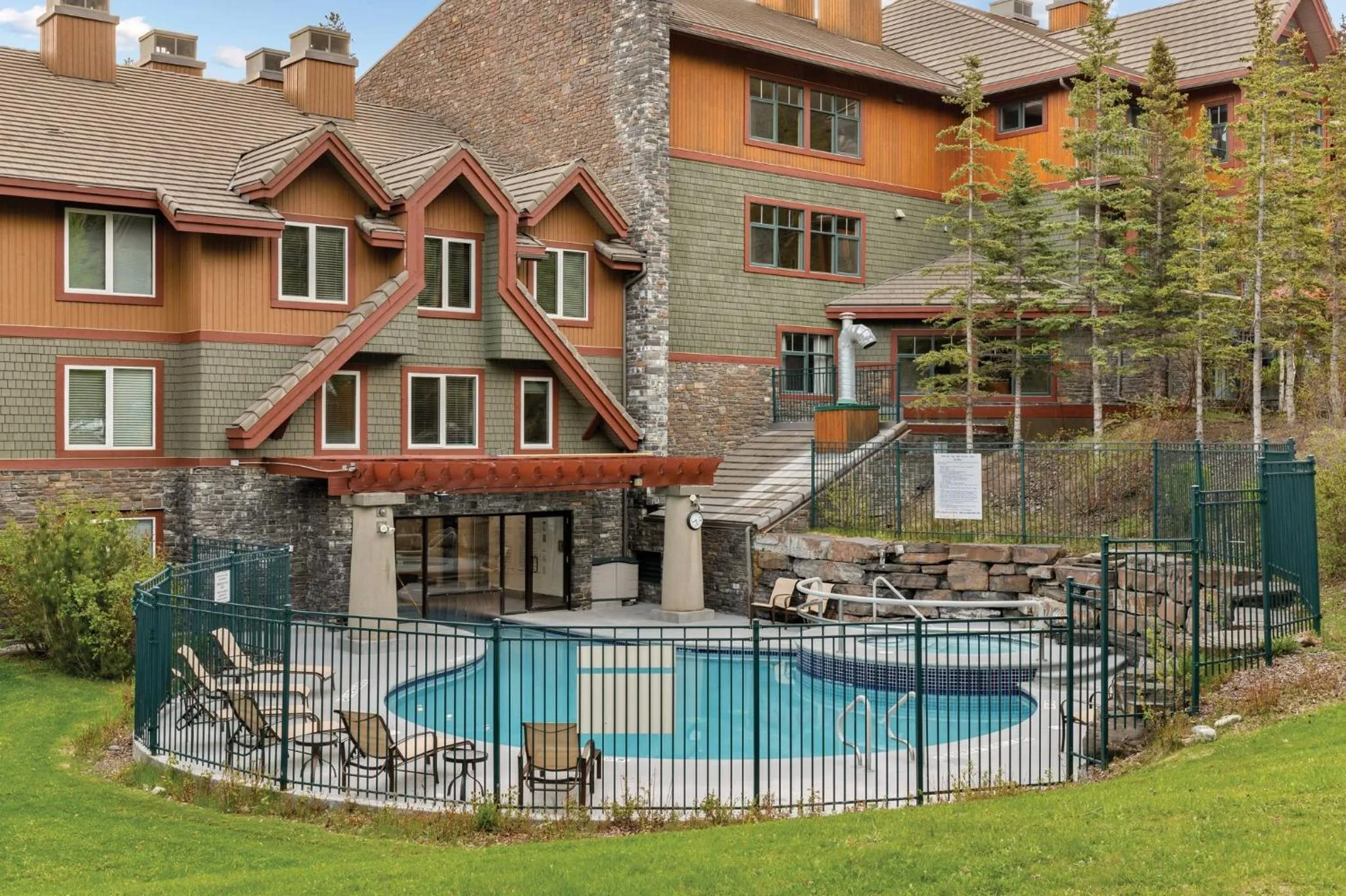 Swimming pool in WorldMark Canmore-Banff