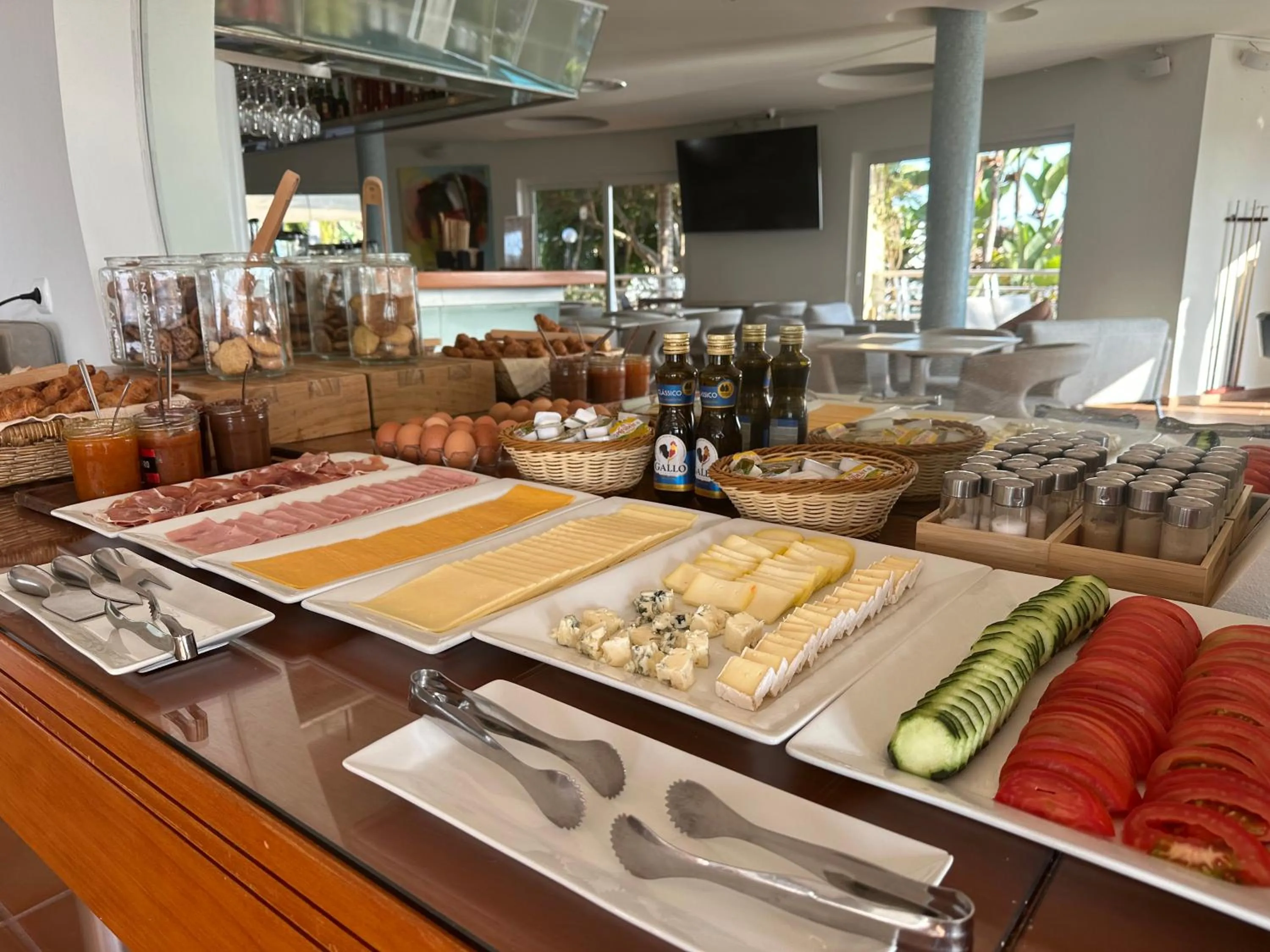 Breakfast in Vila Luz