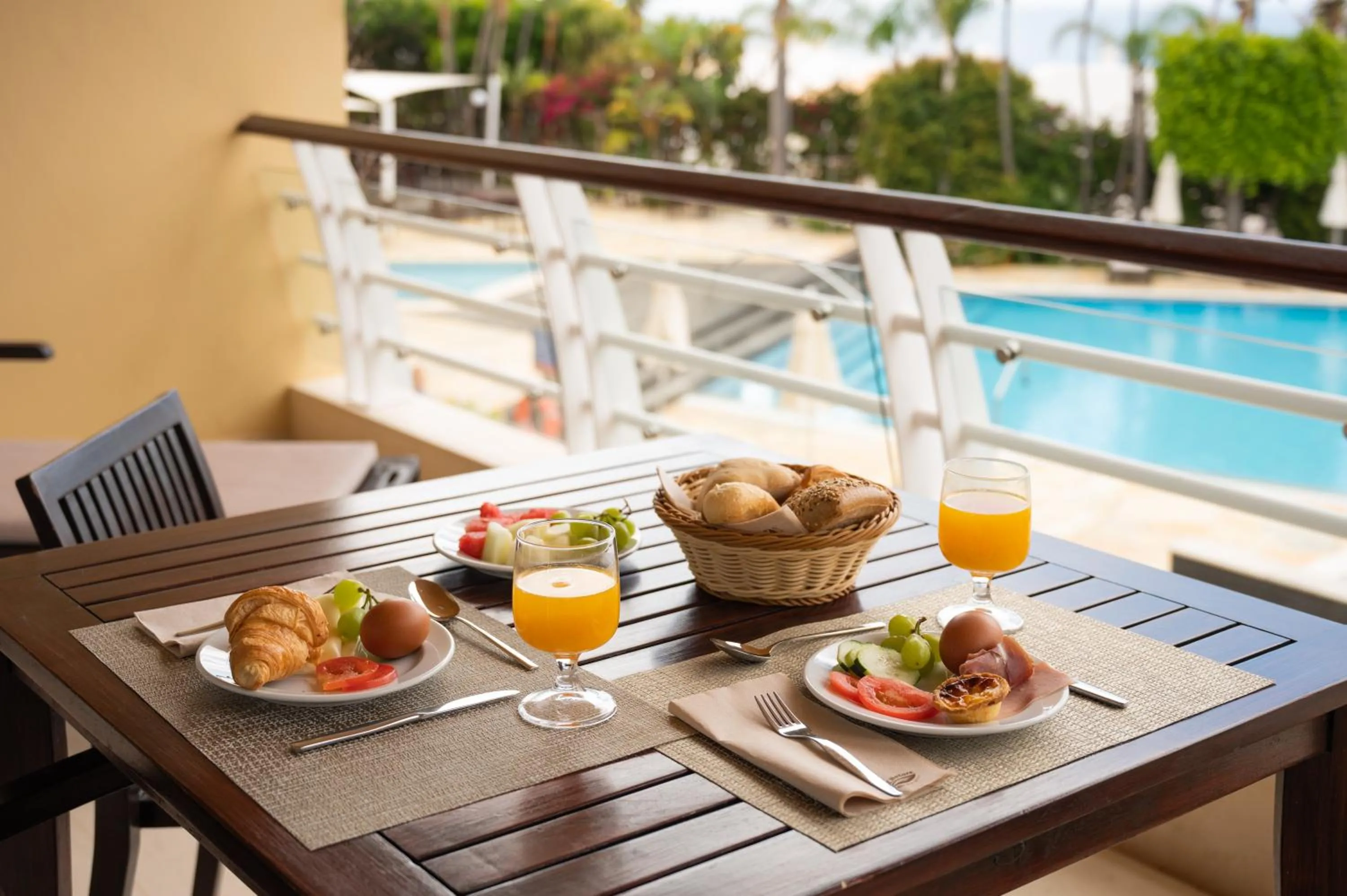 Balcony/Terrace in Vila Luz