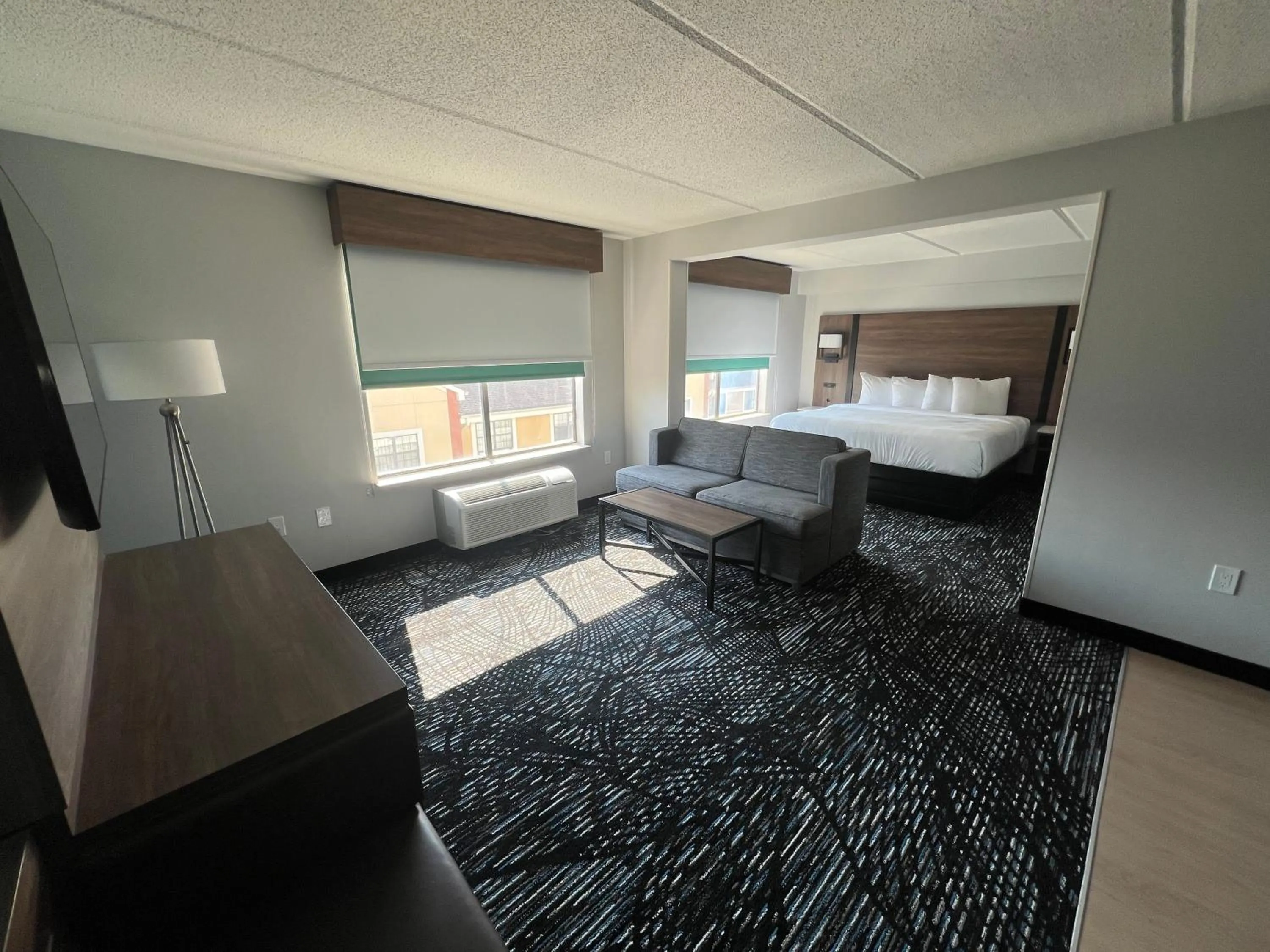 Bed in Wingate by Wyndham Atlanta-Duluth