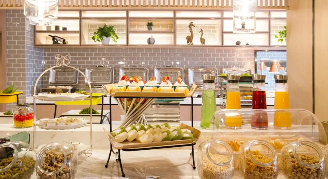 Restaurant/places to eat in Atour Hotel Shenyang Hunnan Olympic Sports Center