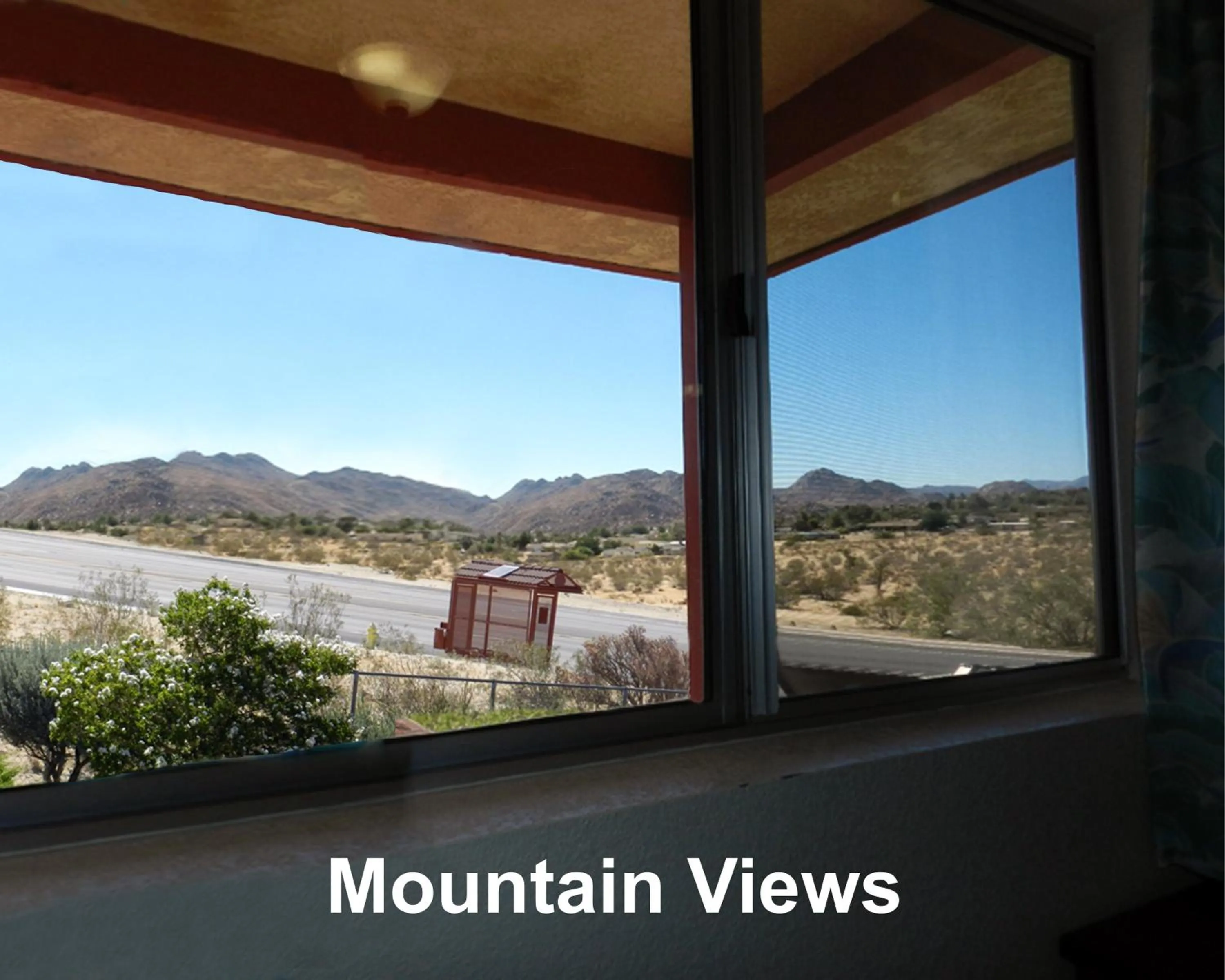 Area and facilities in High Desert Motel Joshua Tree National Park