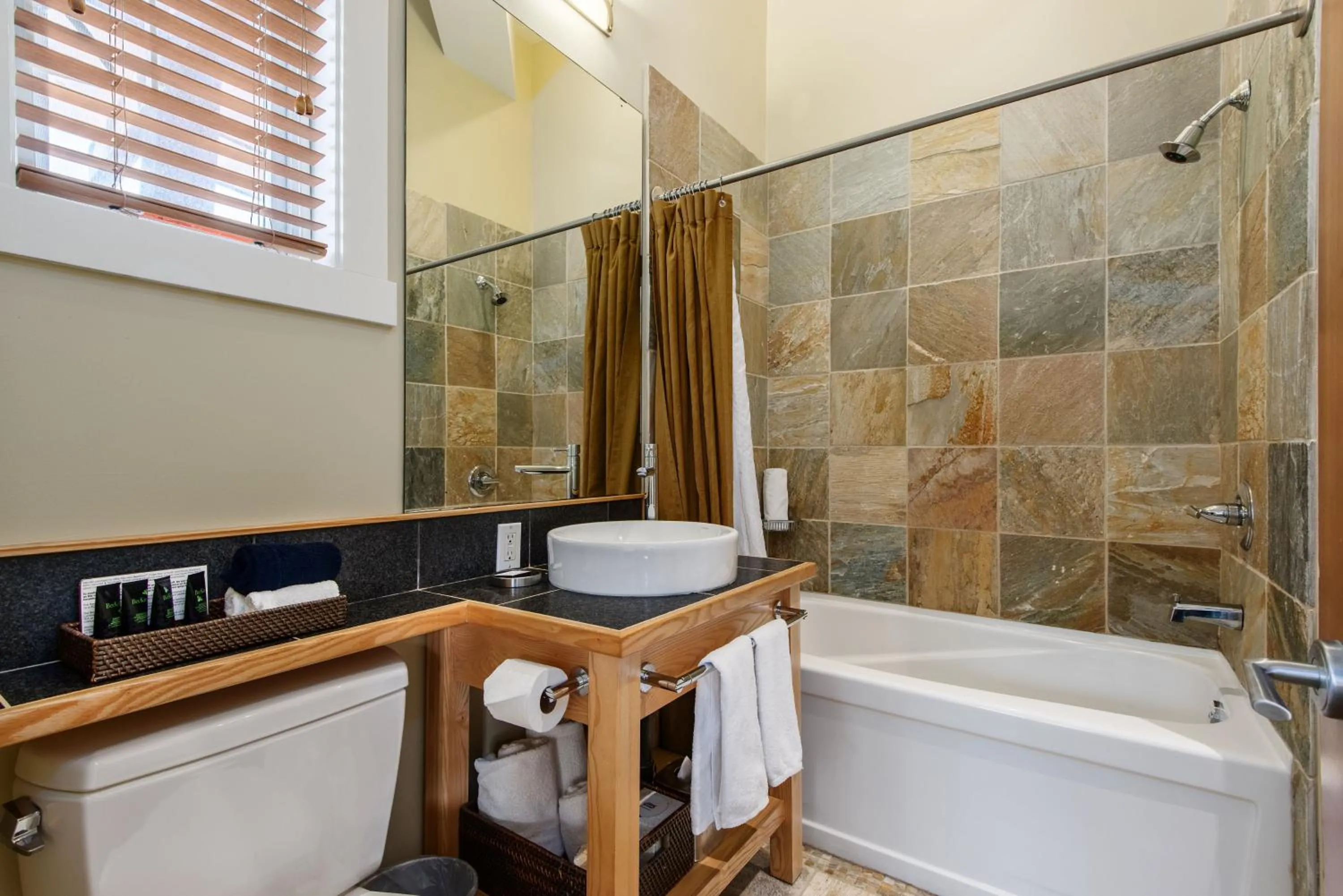 Shower in Cox Bay Beach Resort