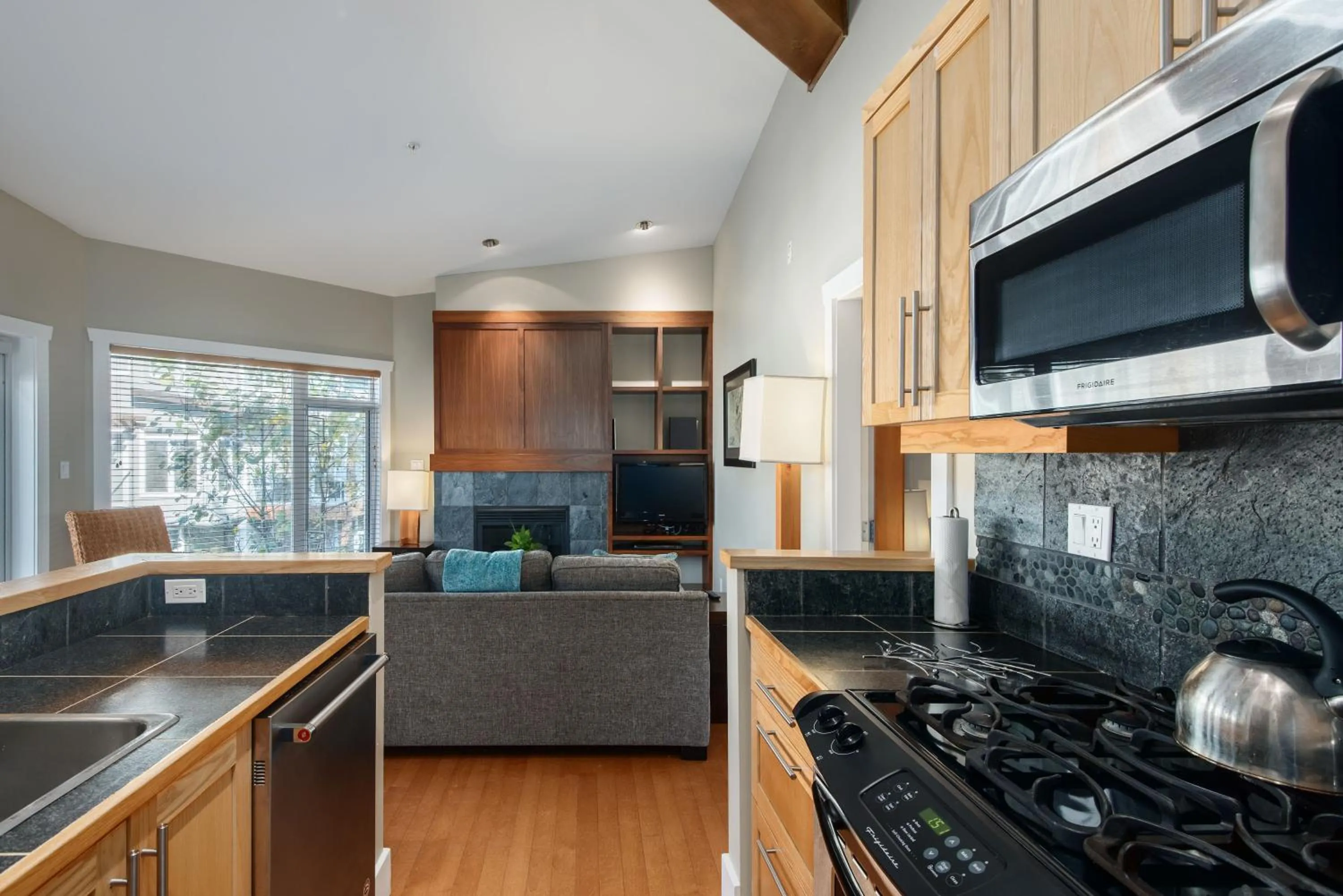 TV and multimedia in Cox Bay Beach Resort