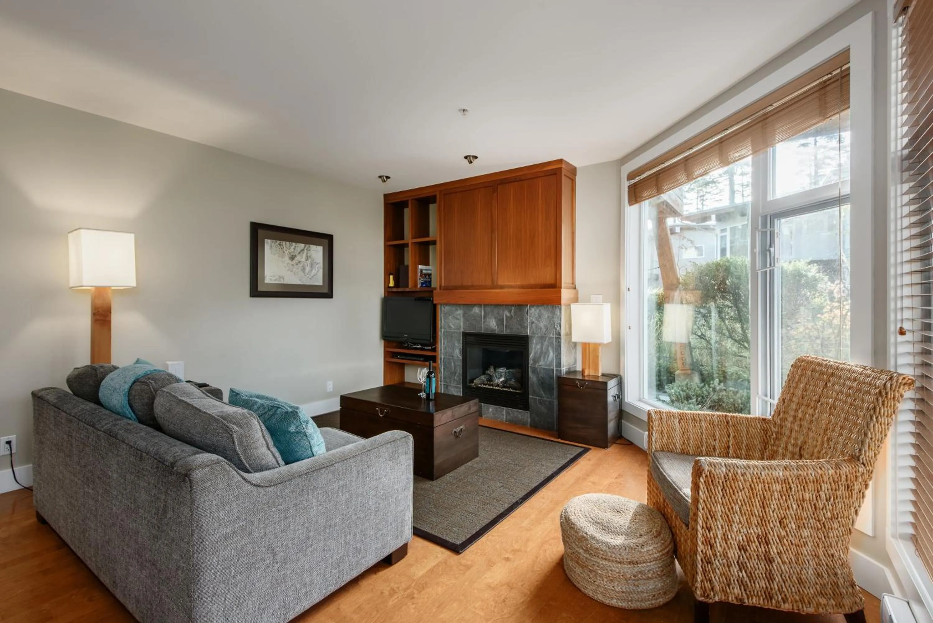 TV and multimedia in Cox Bay Beach Resort