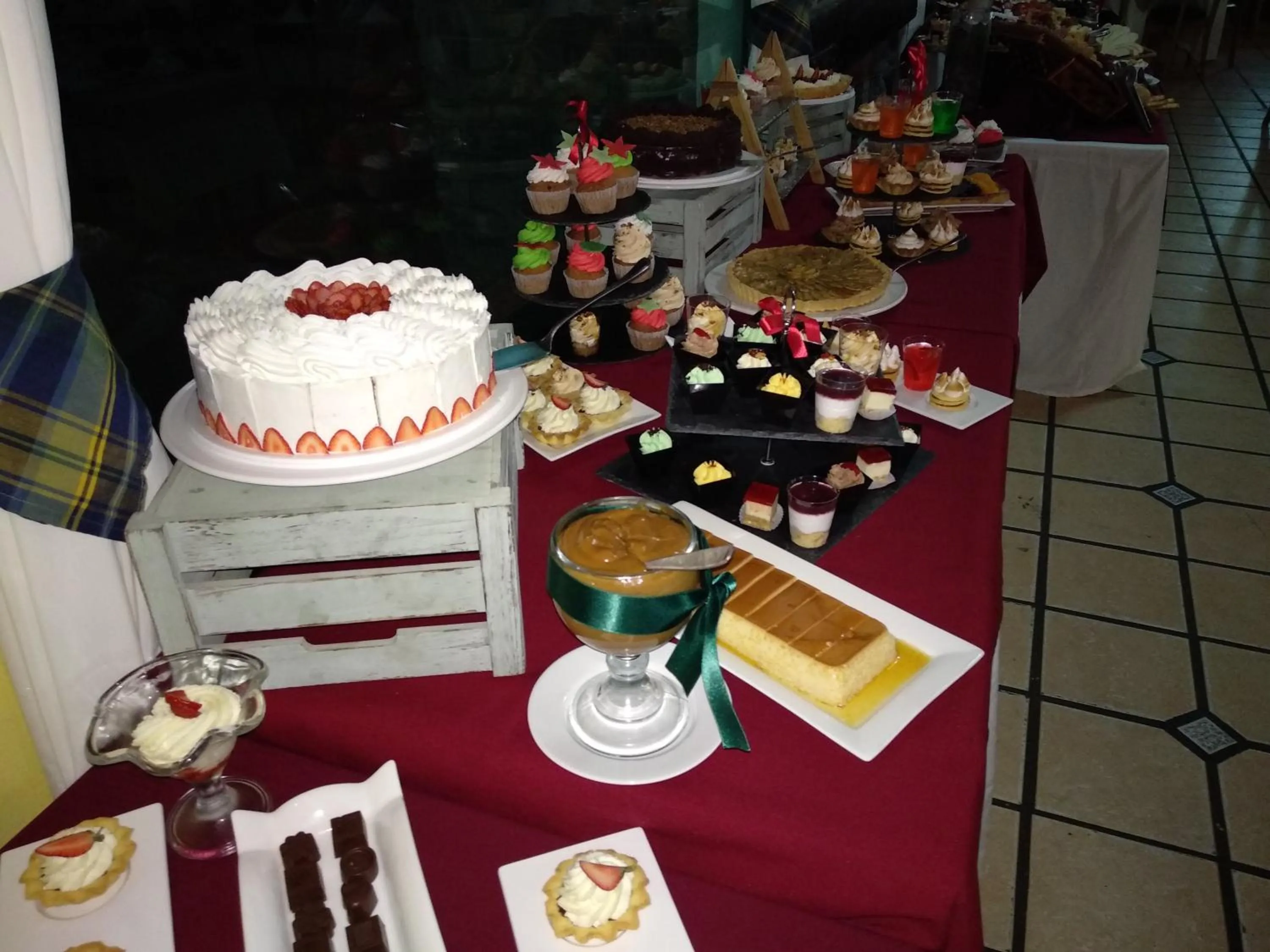 Restaurant/places to eat in El Descubrimiento Resort Club