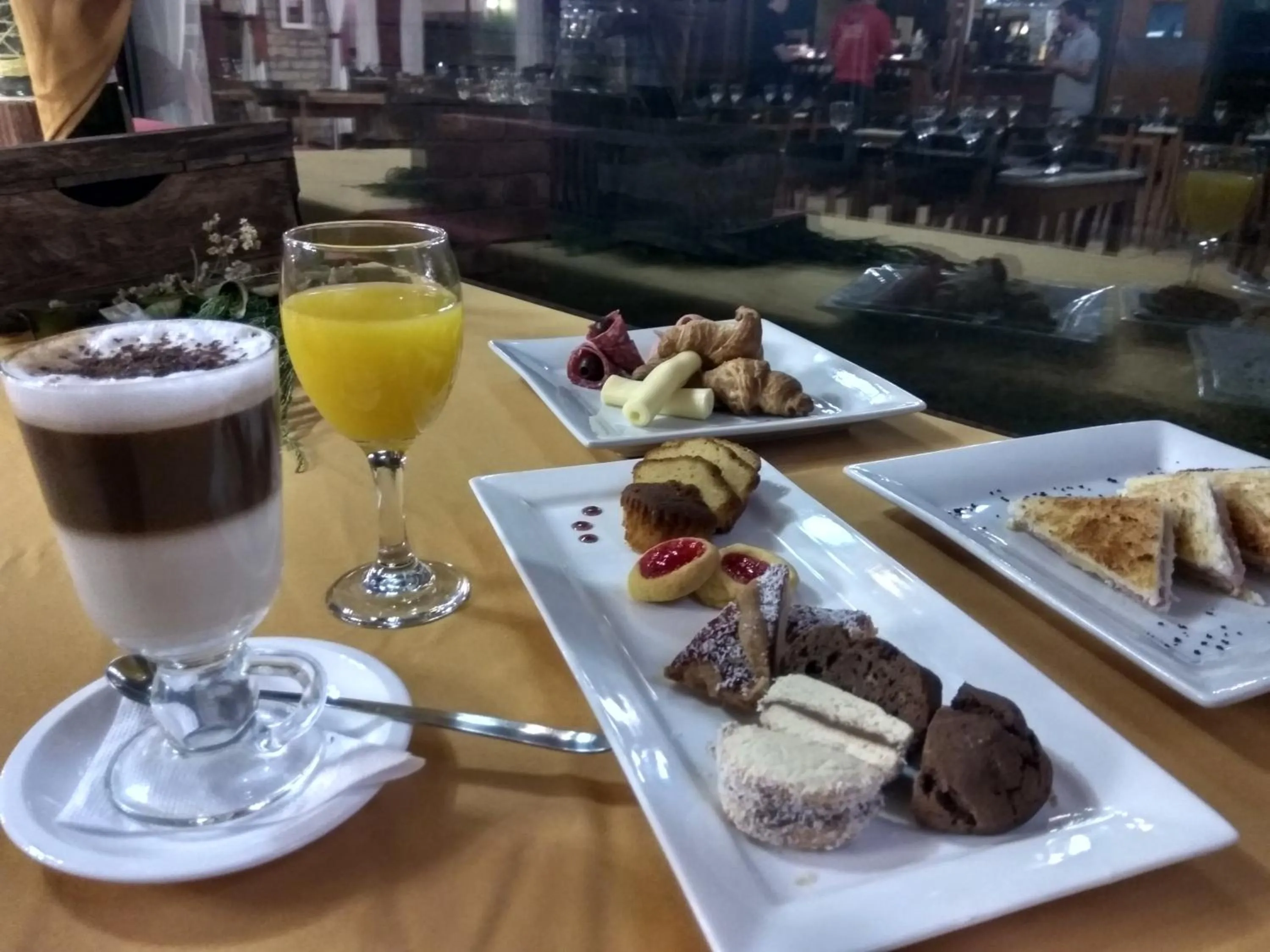 Breakfast in El Descubrimiento Resort Club