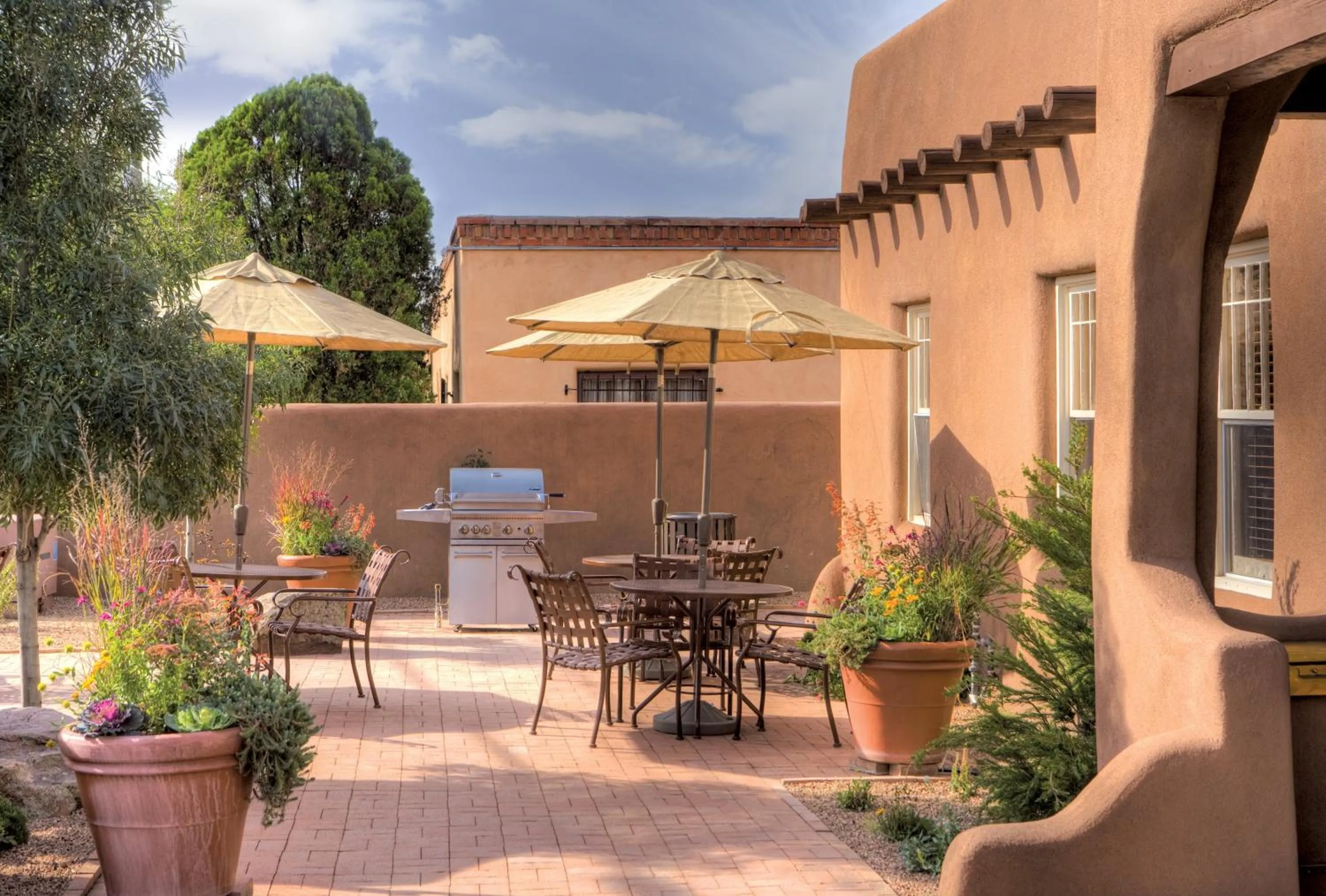 Inner courtyard view in WorldMark Santa Fe