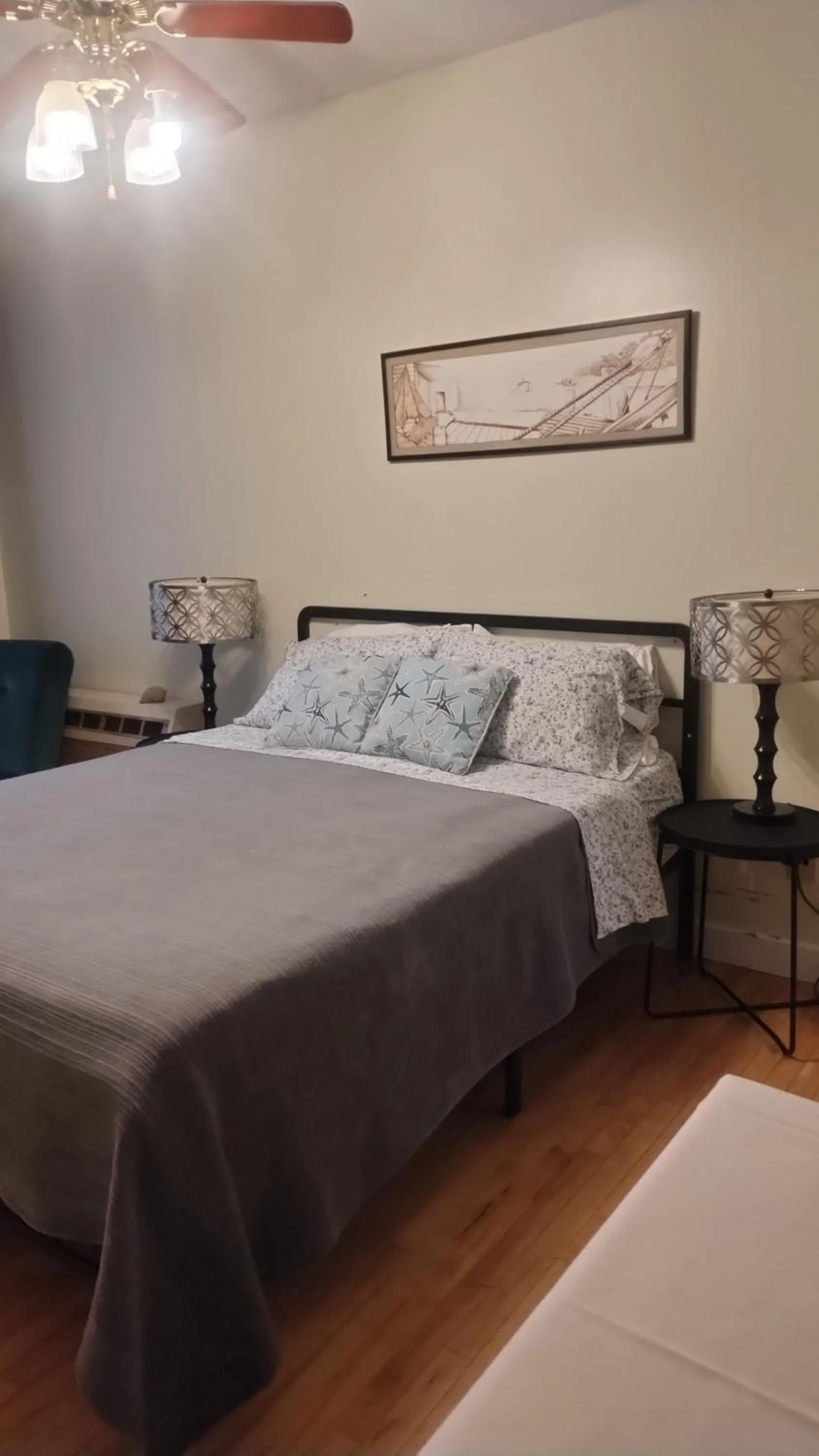 Bed in Auberge Vue d'la Dune - Dune View Inn