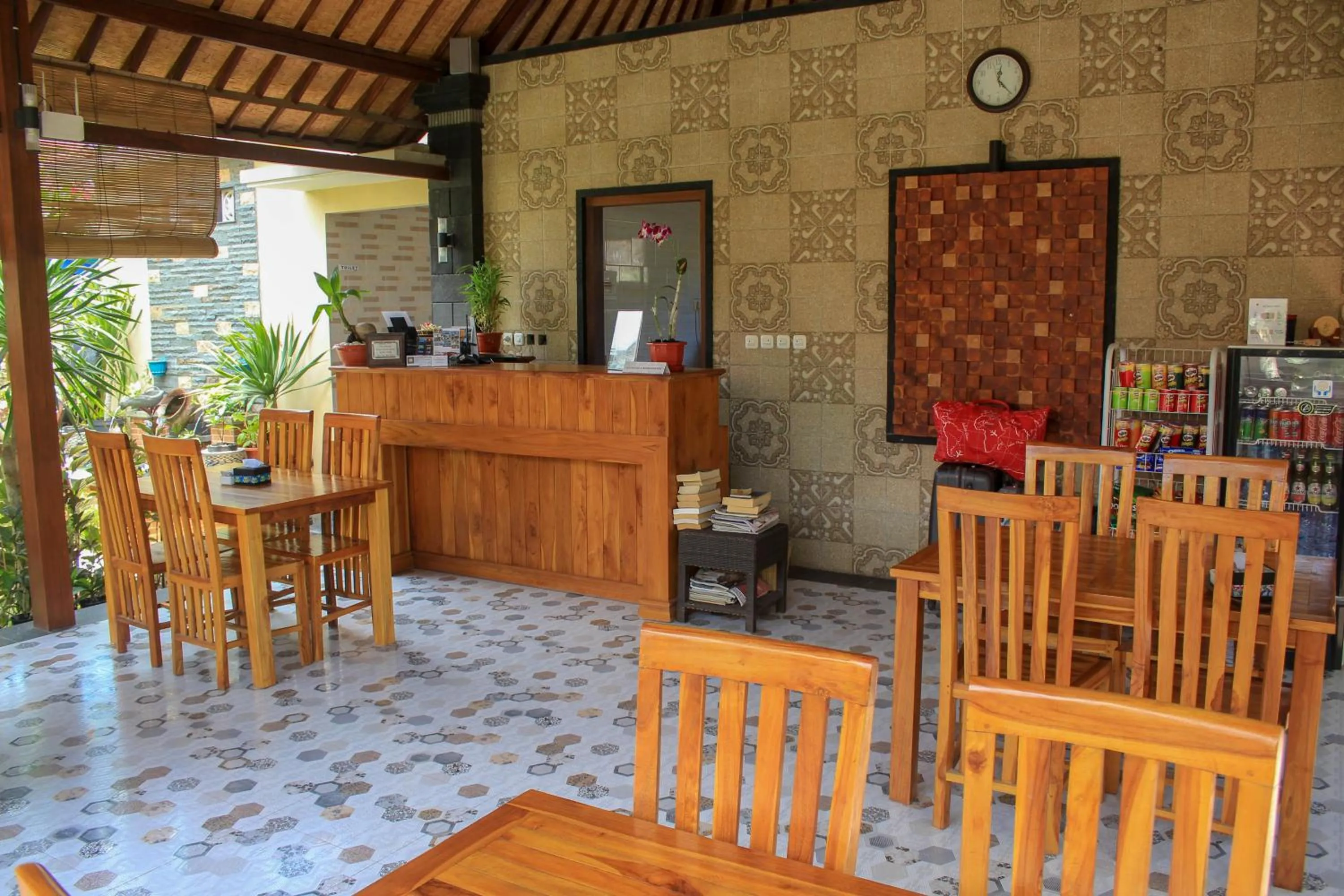 Restaurant/places to eat in Pattri Garden Lembongan