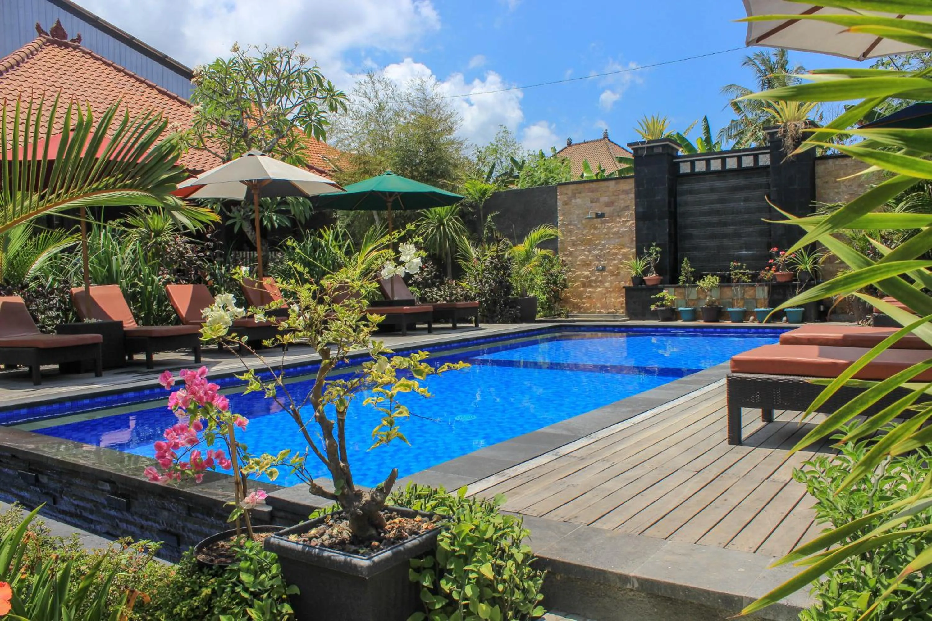 Pool view in Pattri Garden Lembongan