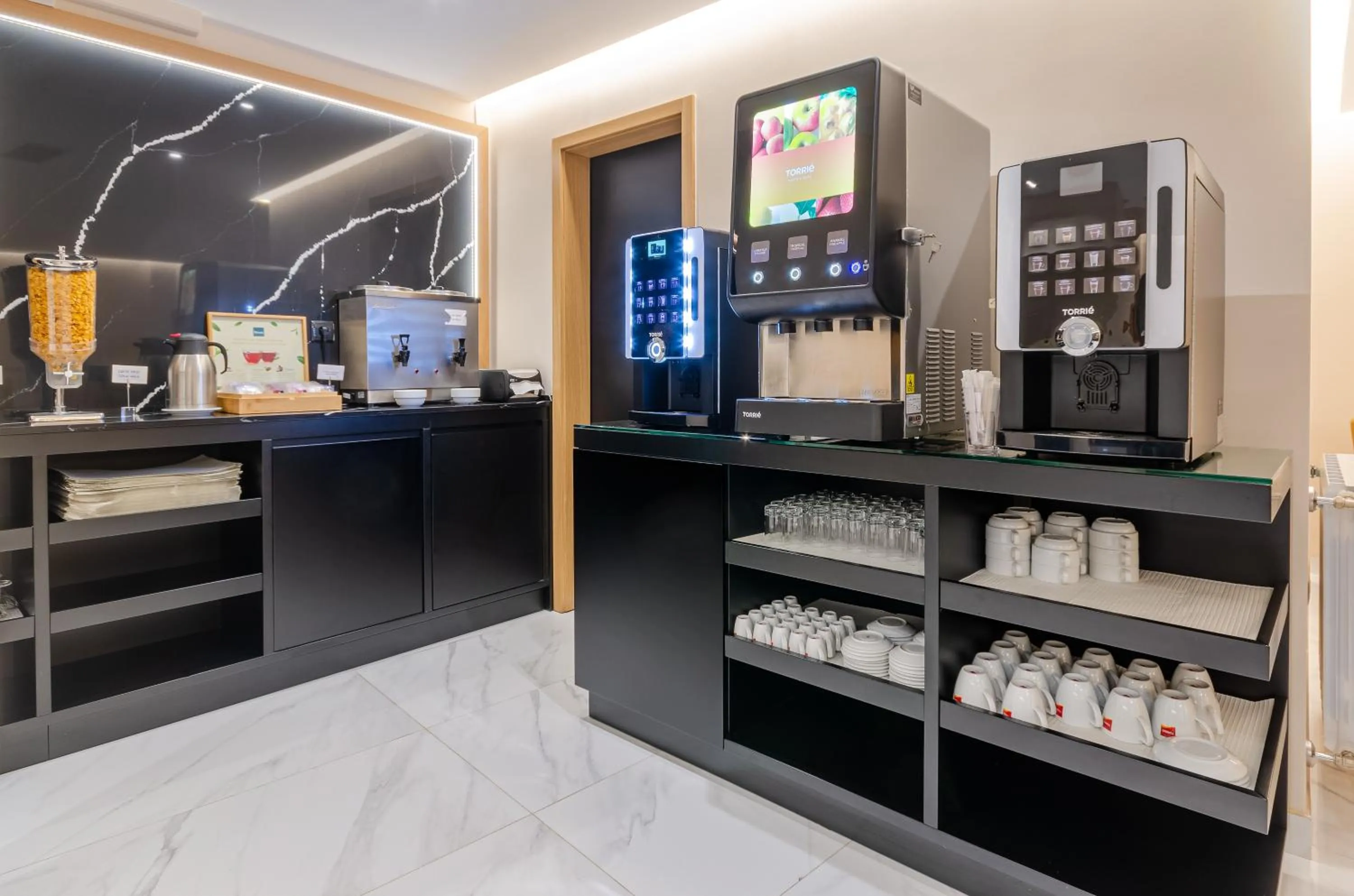 Restaurant/places to eat in Hotel Alvorada