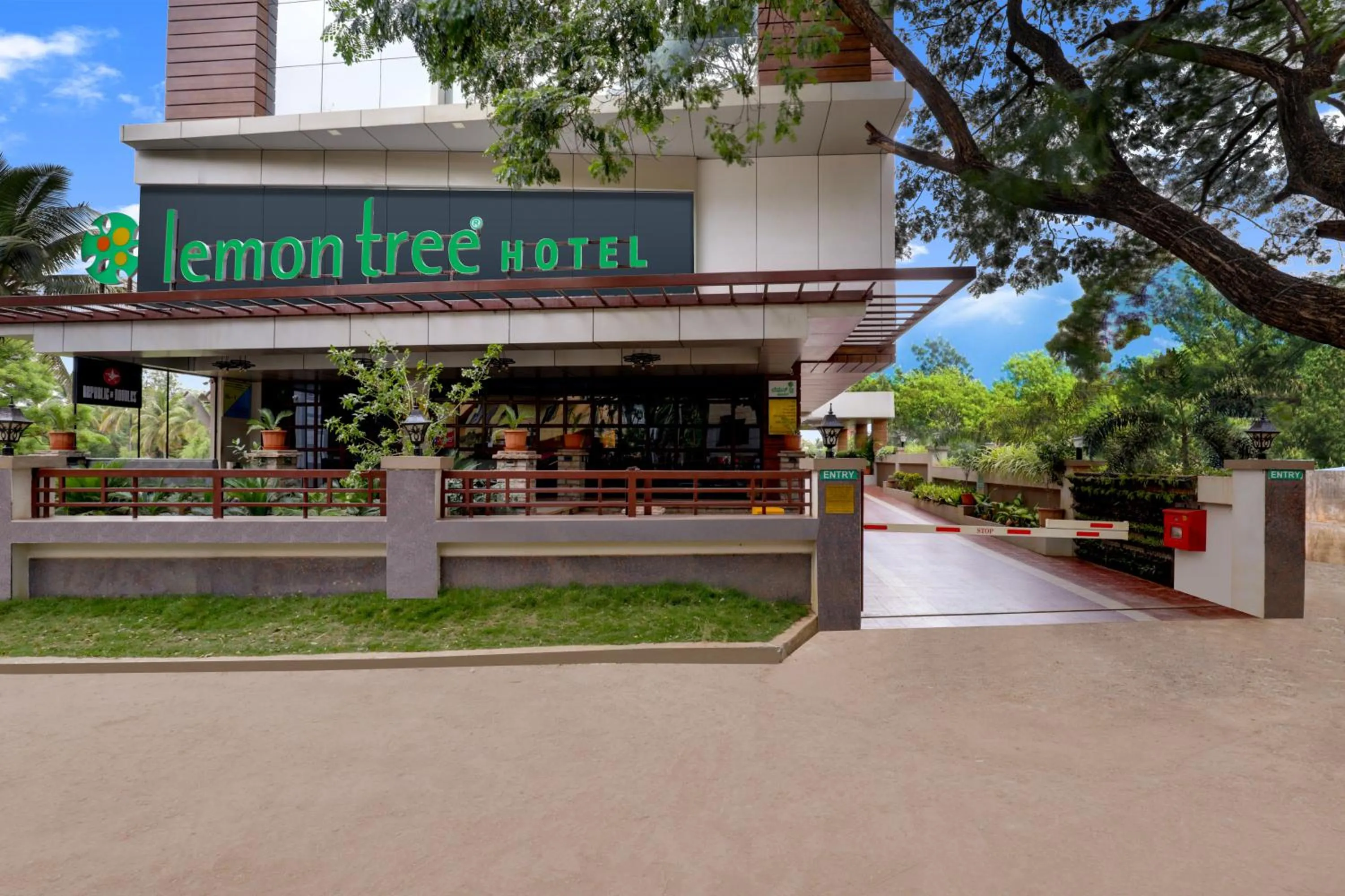 Lemon Tree Hotel, Hubli