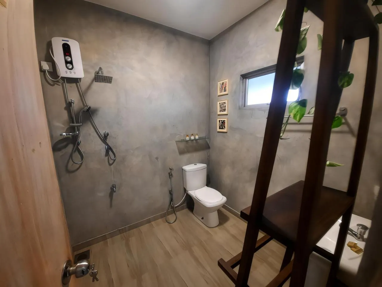 Toilet in Palmera Eco Resorts Nilaveli