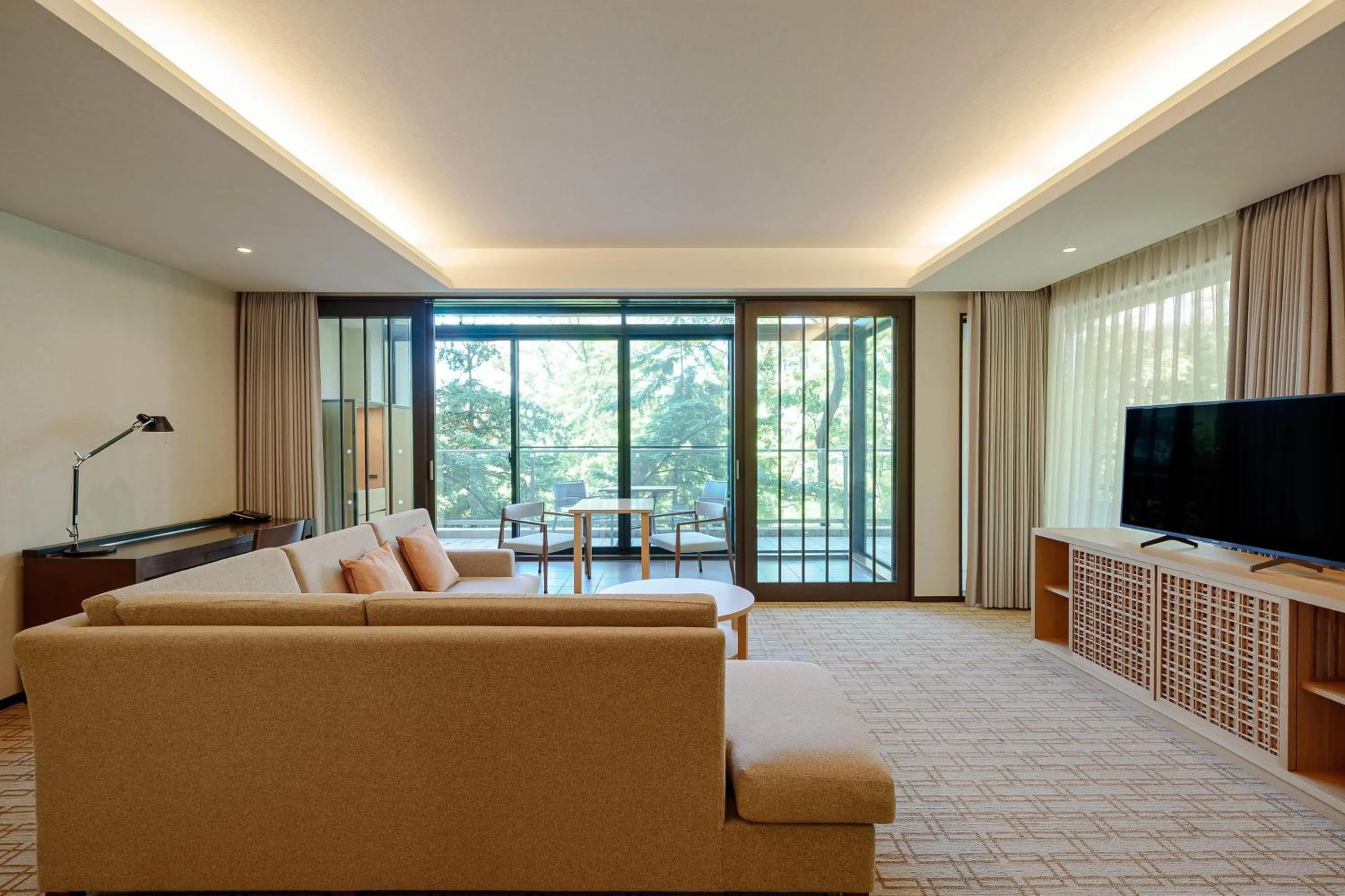 Photo of the whole room in Hyatt Regency Hakone Resort and Spa