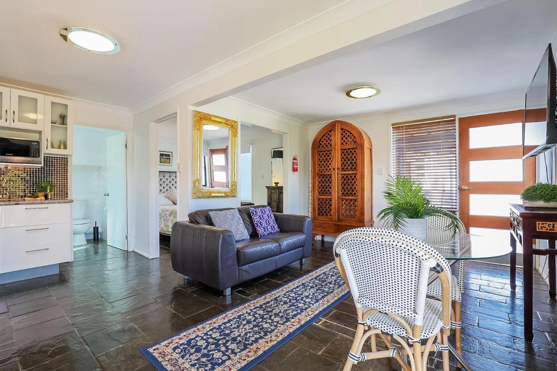 Living room in 1770 Sovereign Lodge Retreat