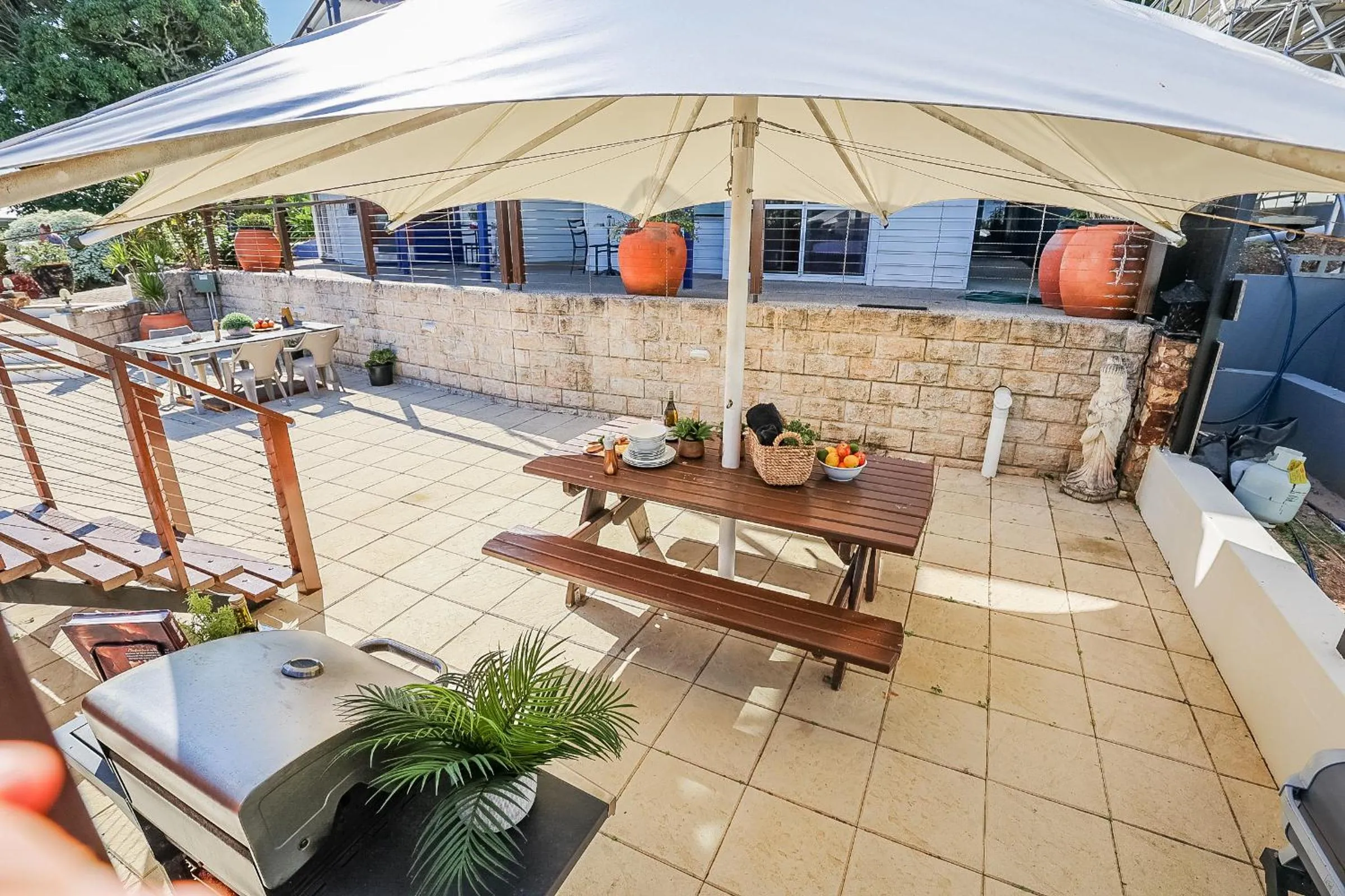 BBQ facilities in 1770 Sovereign Lodge Retreat