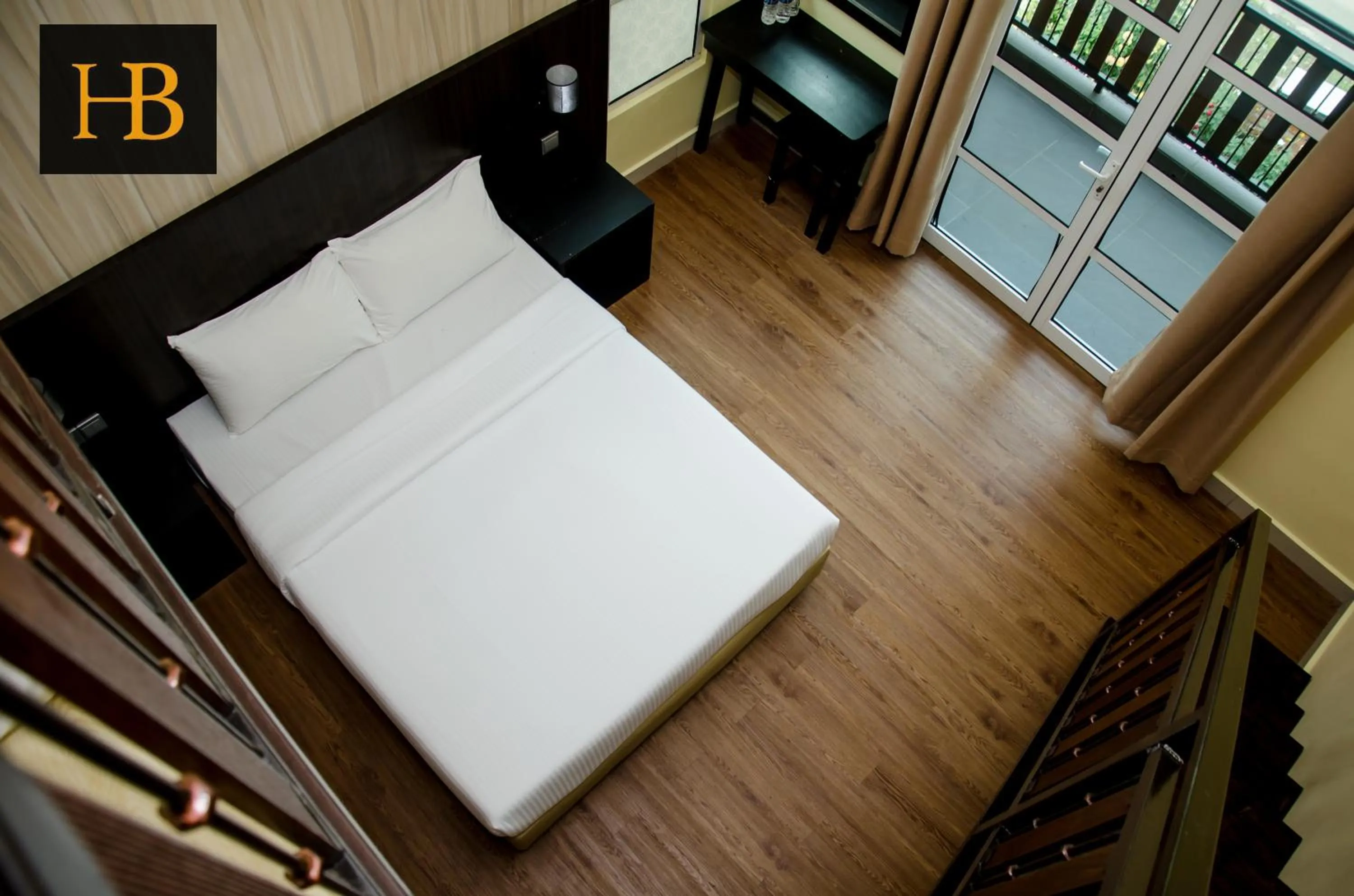 Bed in H Benjamin Residence