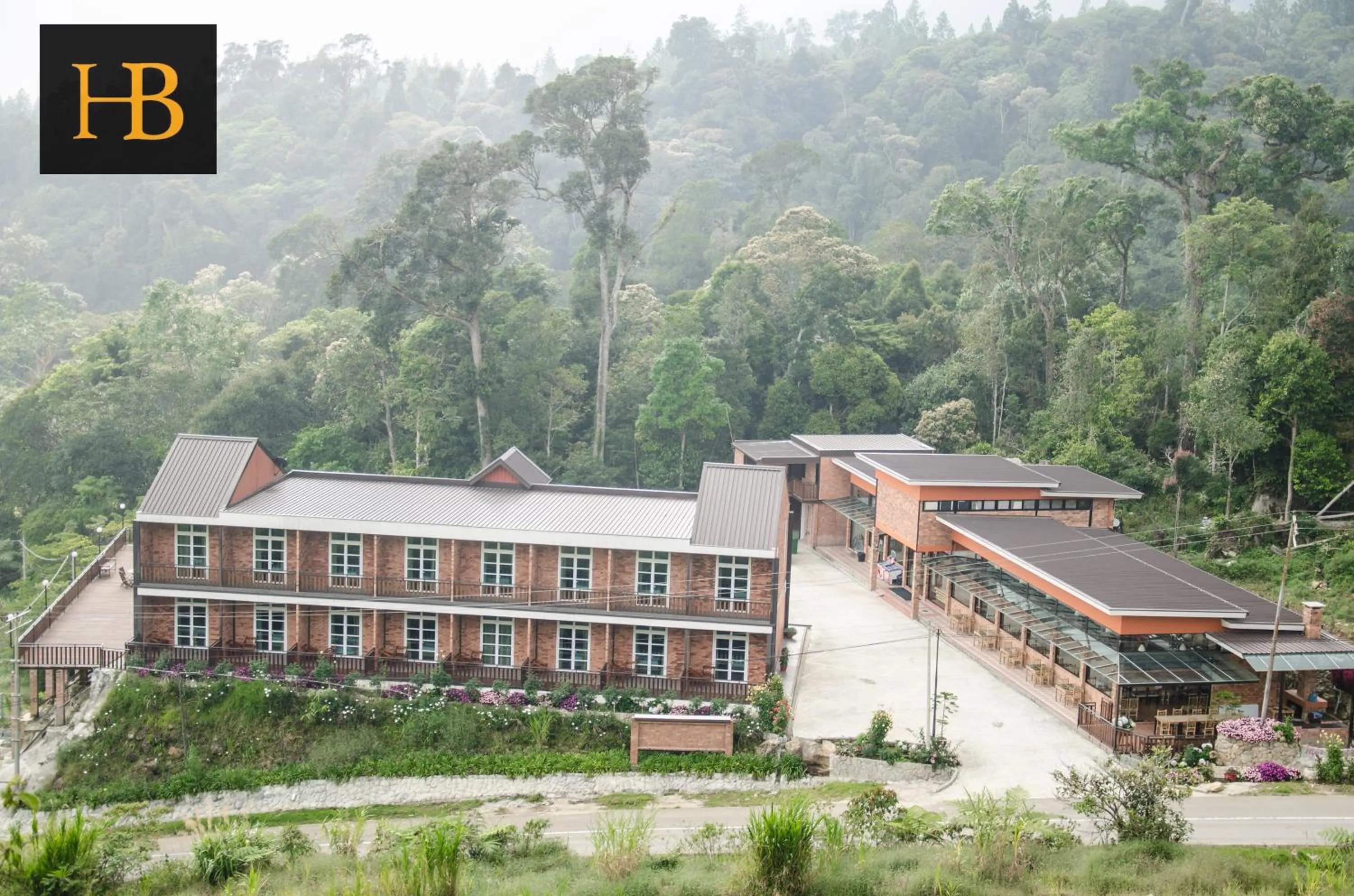 Natural landscape in H Benjamin Residence