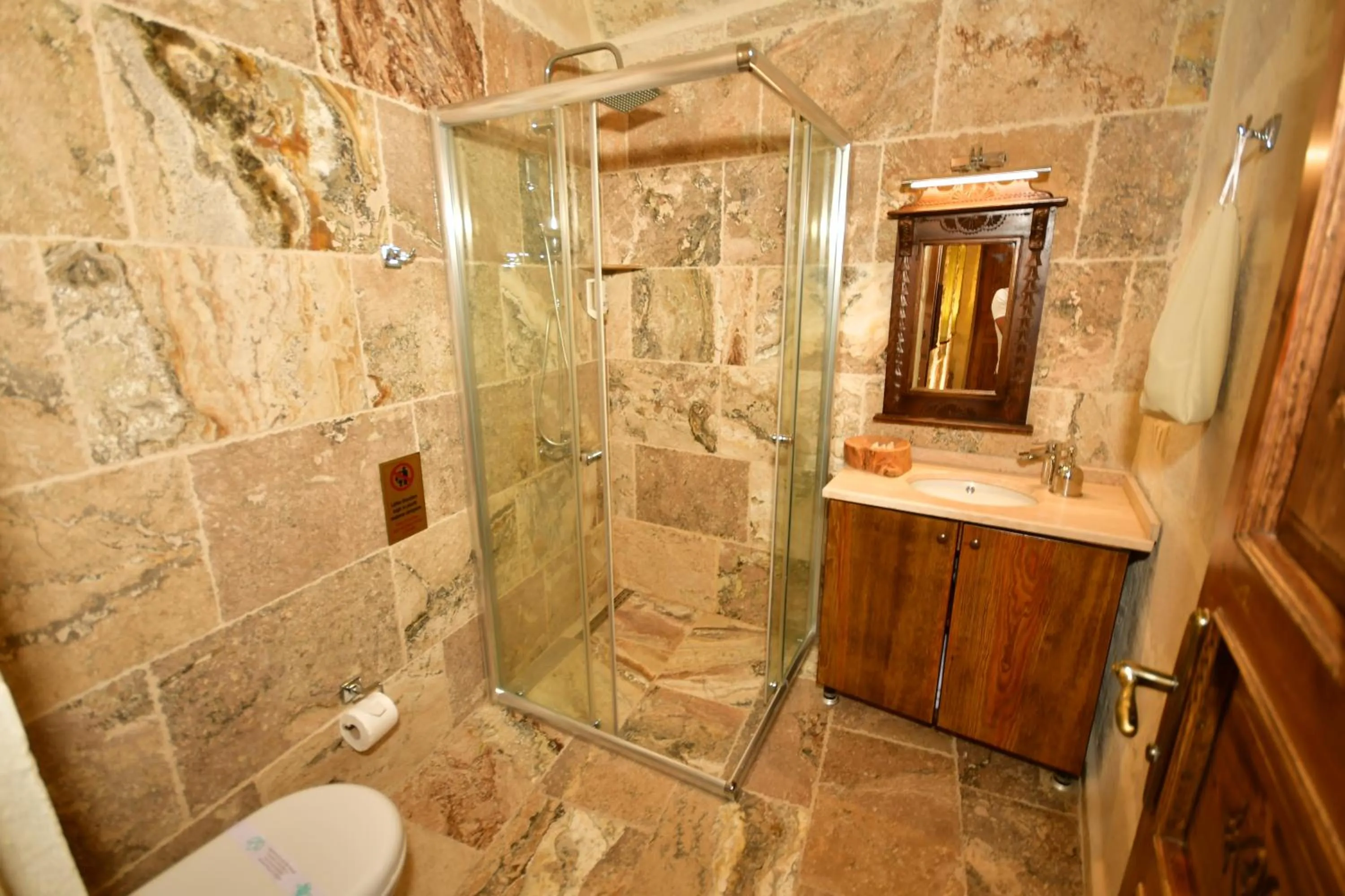 Bathroom in NOSTALJİ CAVE SUİT HOTEL
