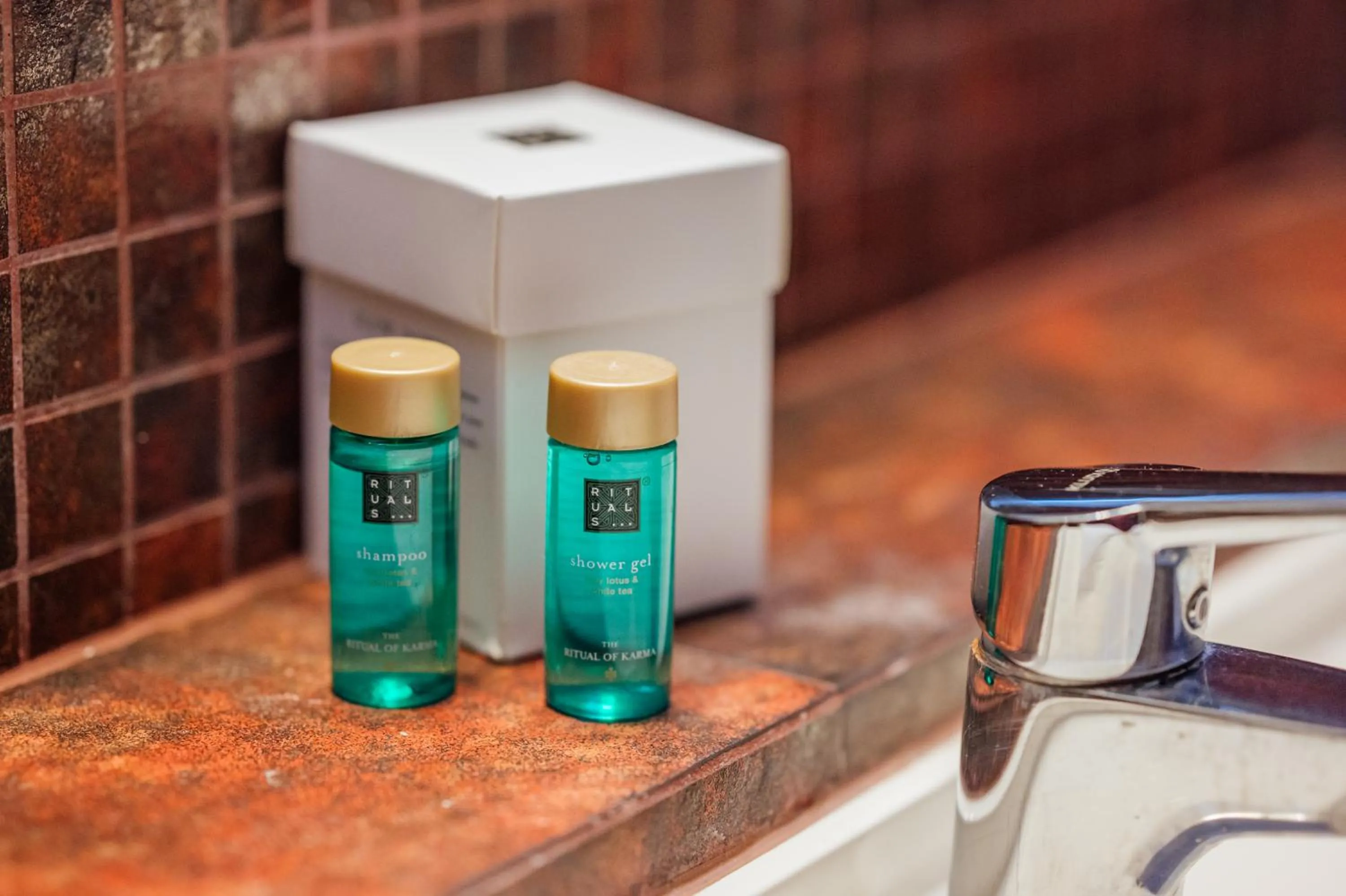 Bathroom in L`Art Hotel Carei