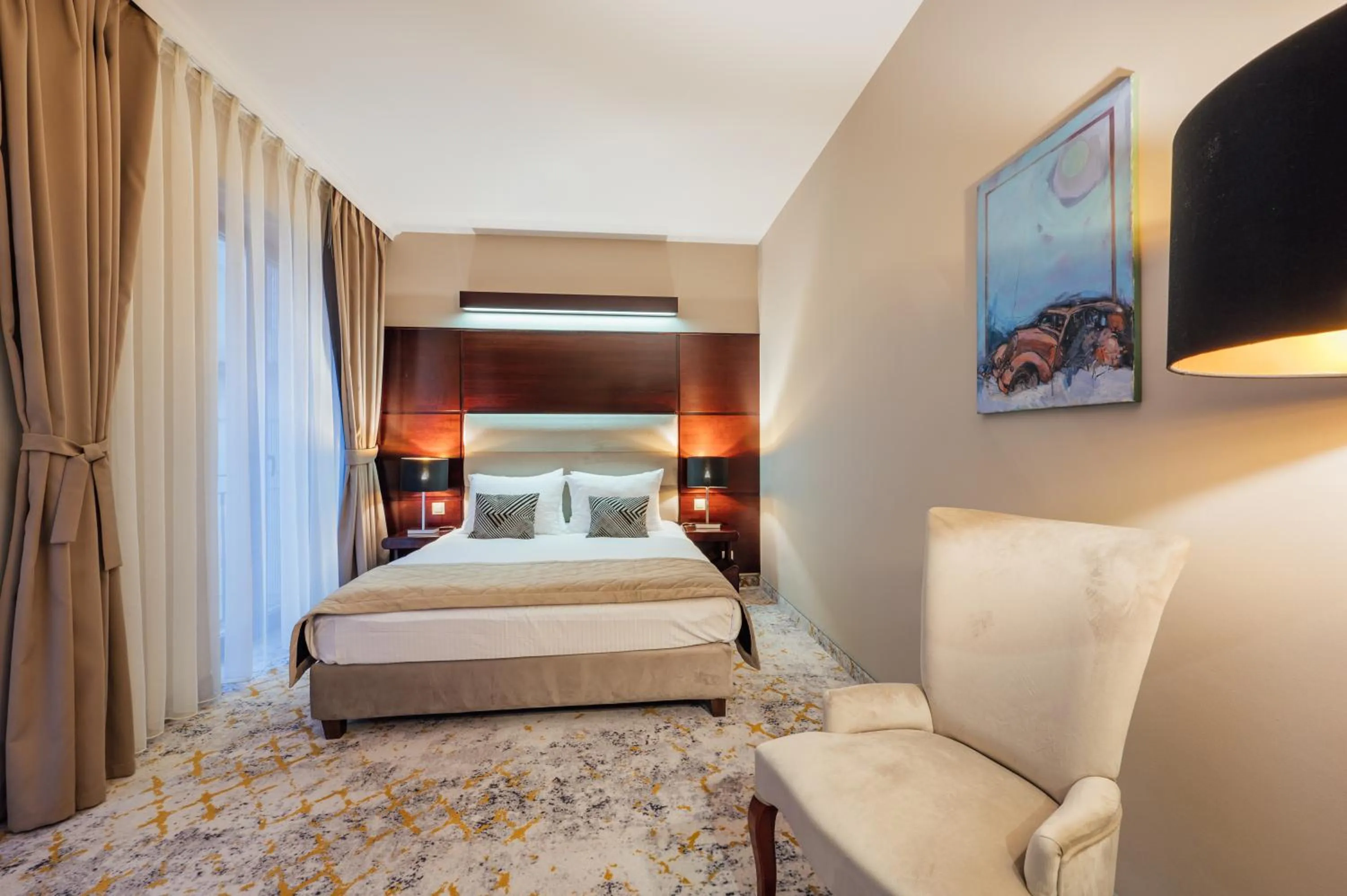 Bed in L`Art Hotel Carei