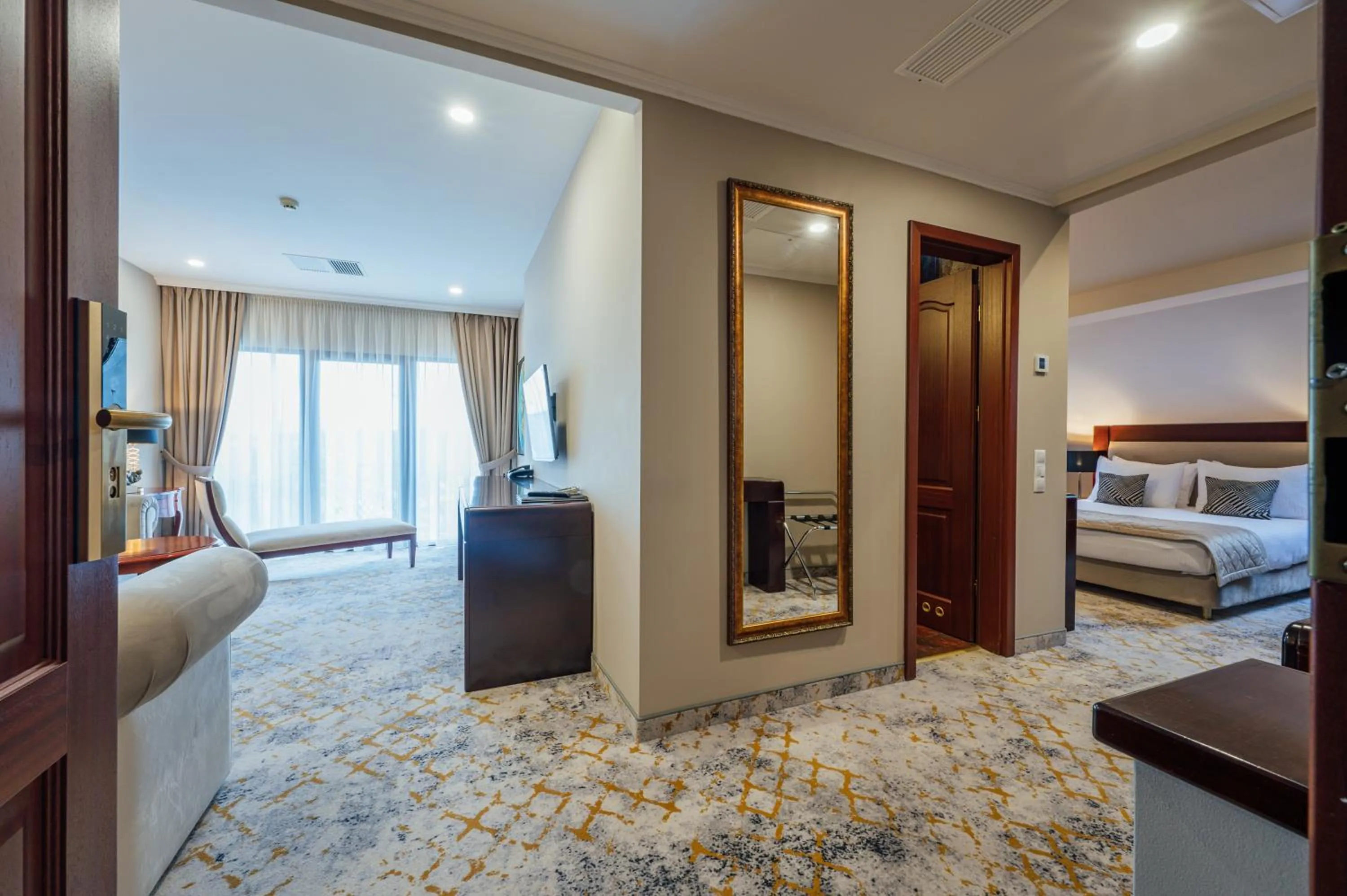 Bed in L`Art Hotel Carei