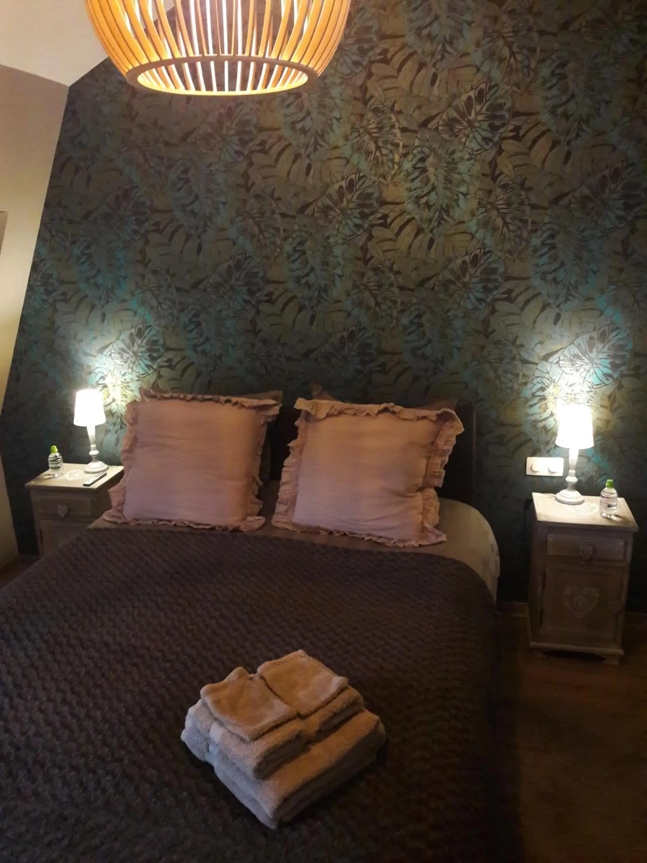 Superior Double or Twin Room with City View in B&B Heart Of Bruges Superior Double or Twin Room with City View in B&B Heart Of Bruges