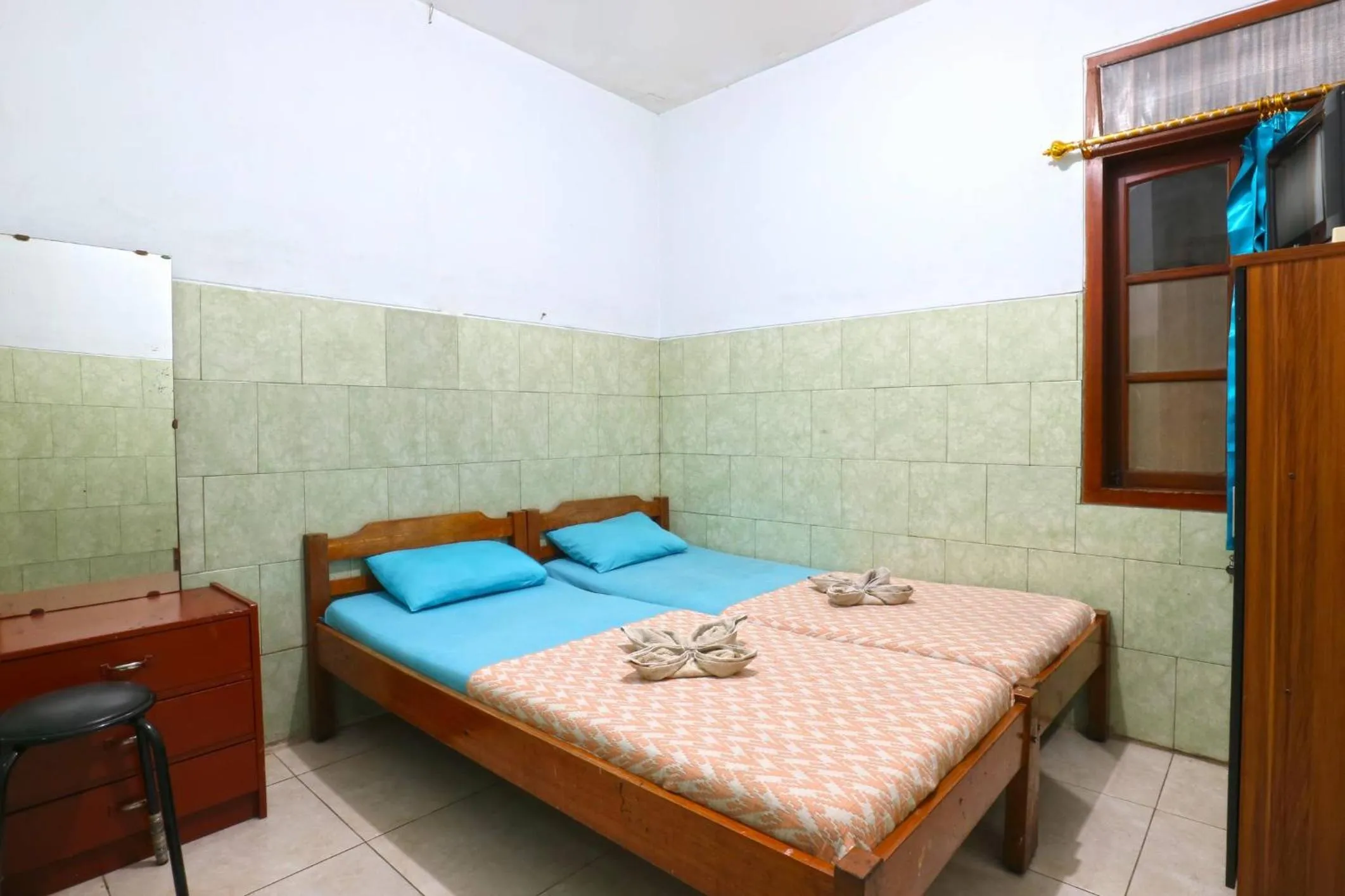 Bedroom, Bed in Hotel Setia Budi