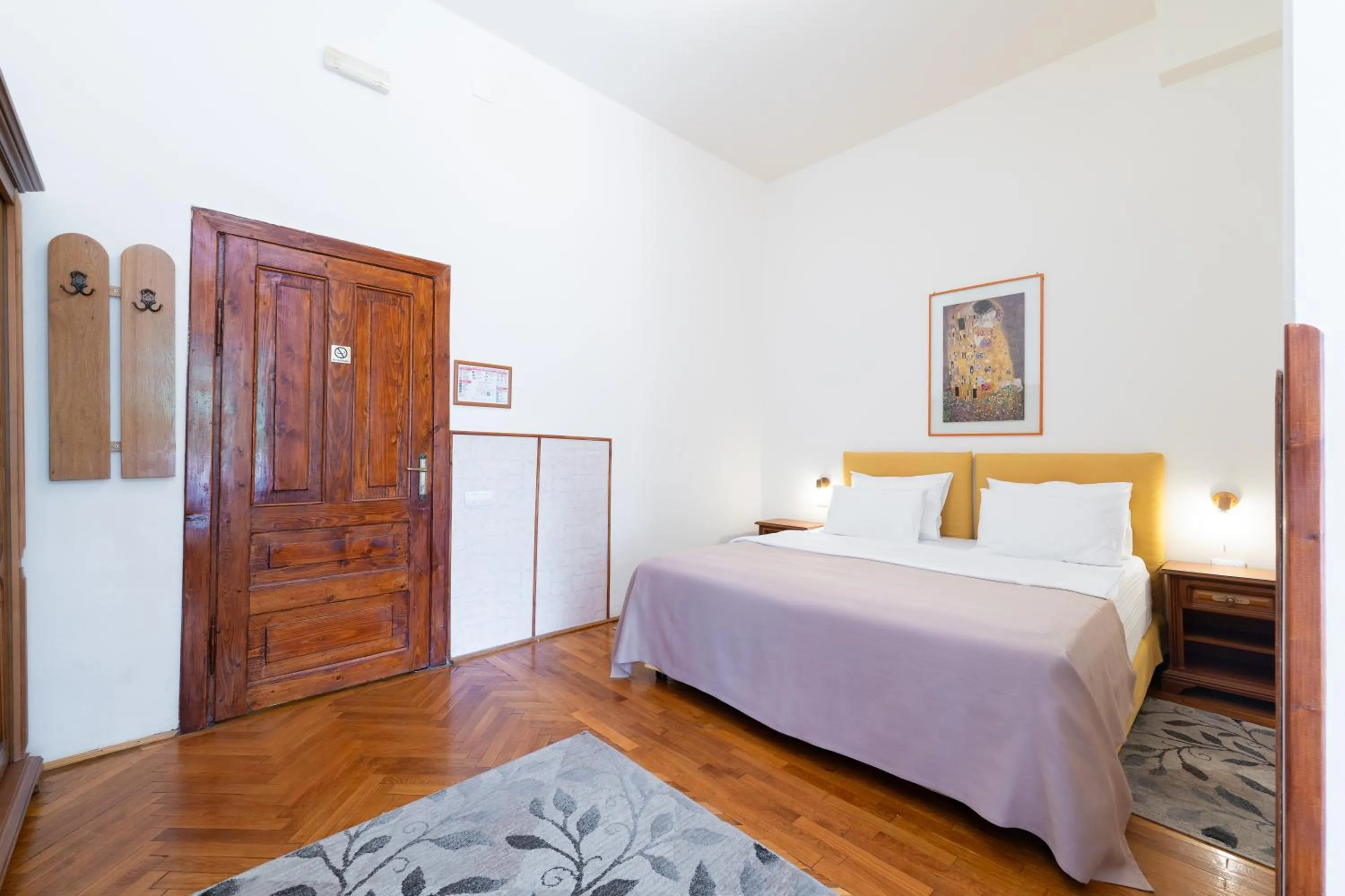TV and multimedia, Bed in Vila Camelia