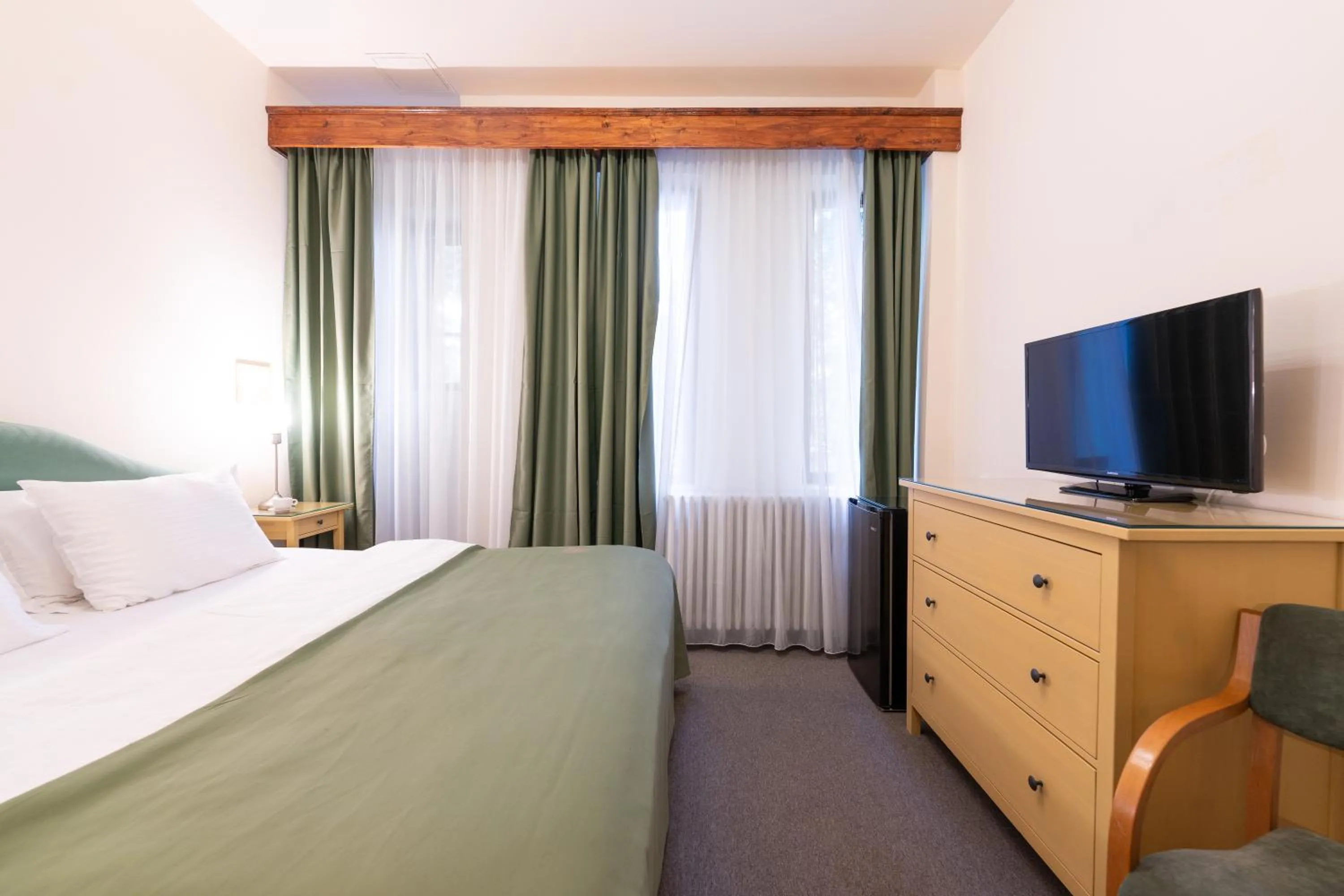 TV and multimedia, Bed in Vila Camelia