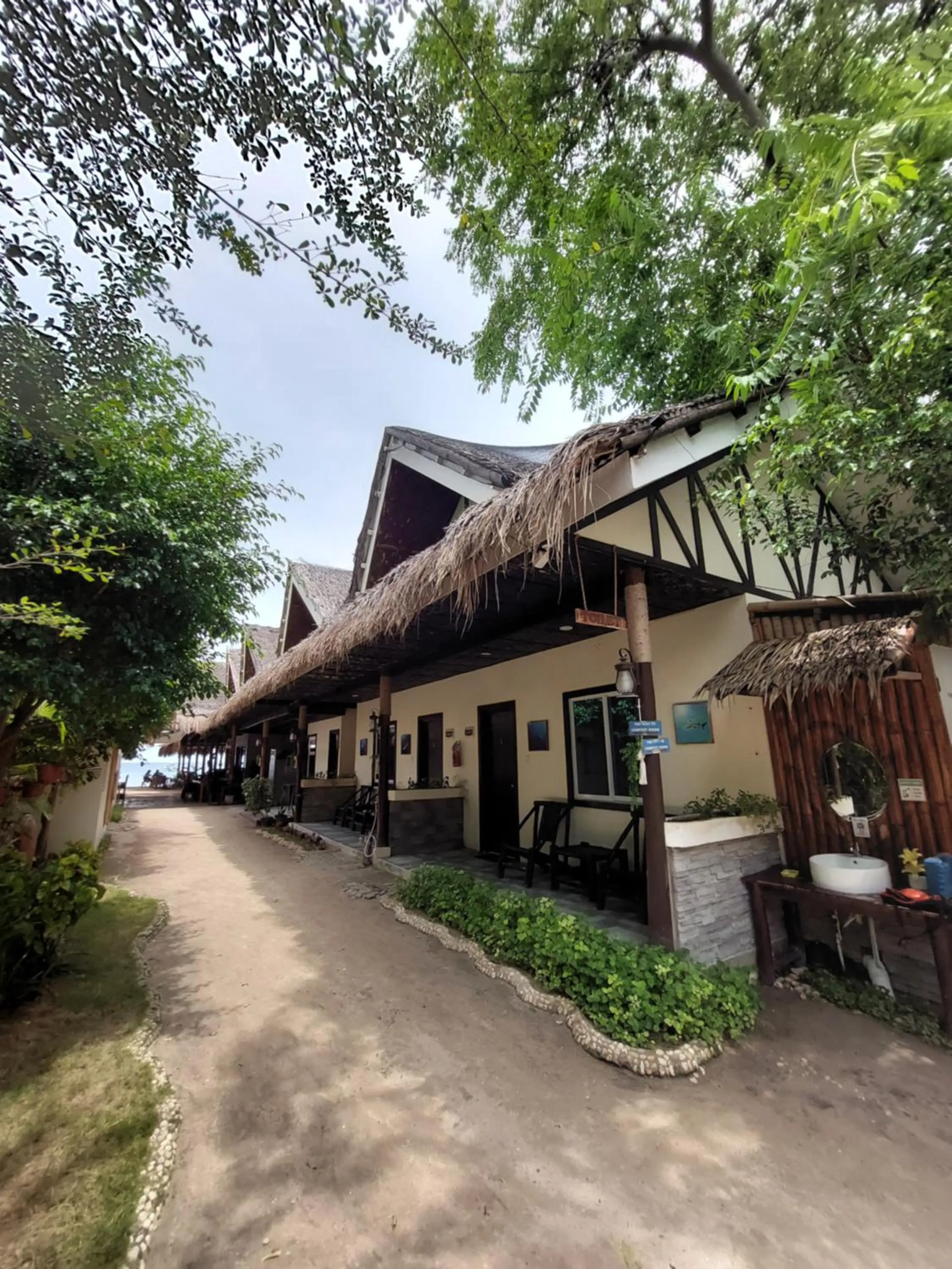 Avila's Horizon Dive Resort Malapascua