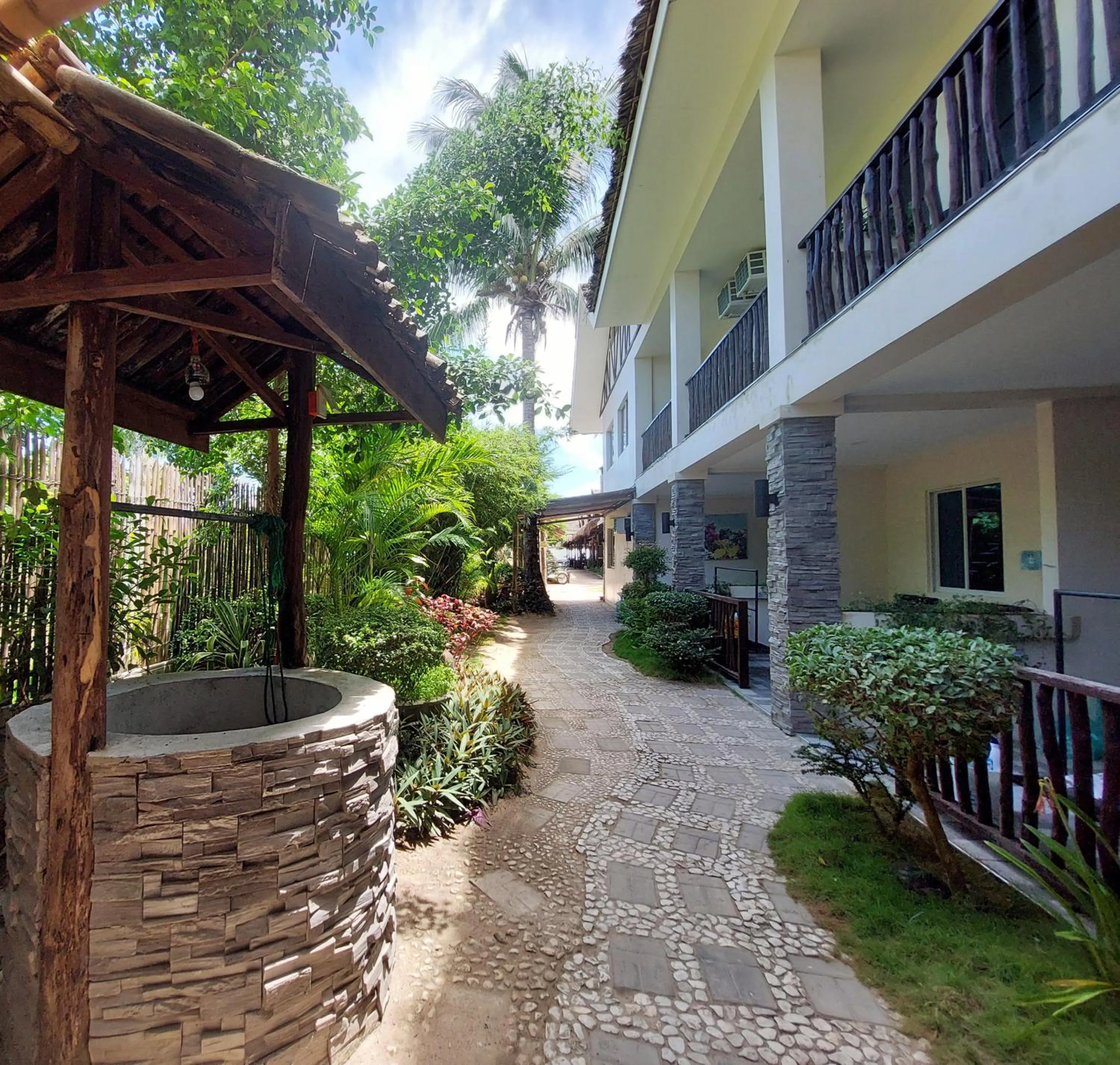 Avila's Horizon Dive Resort Malapascua