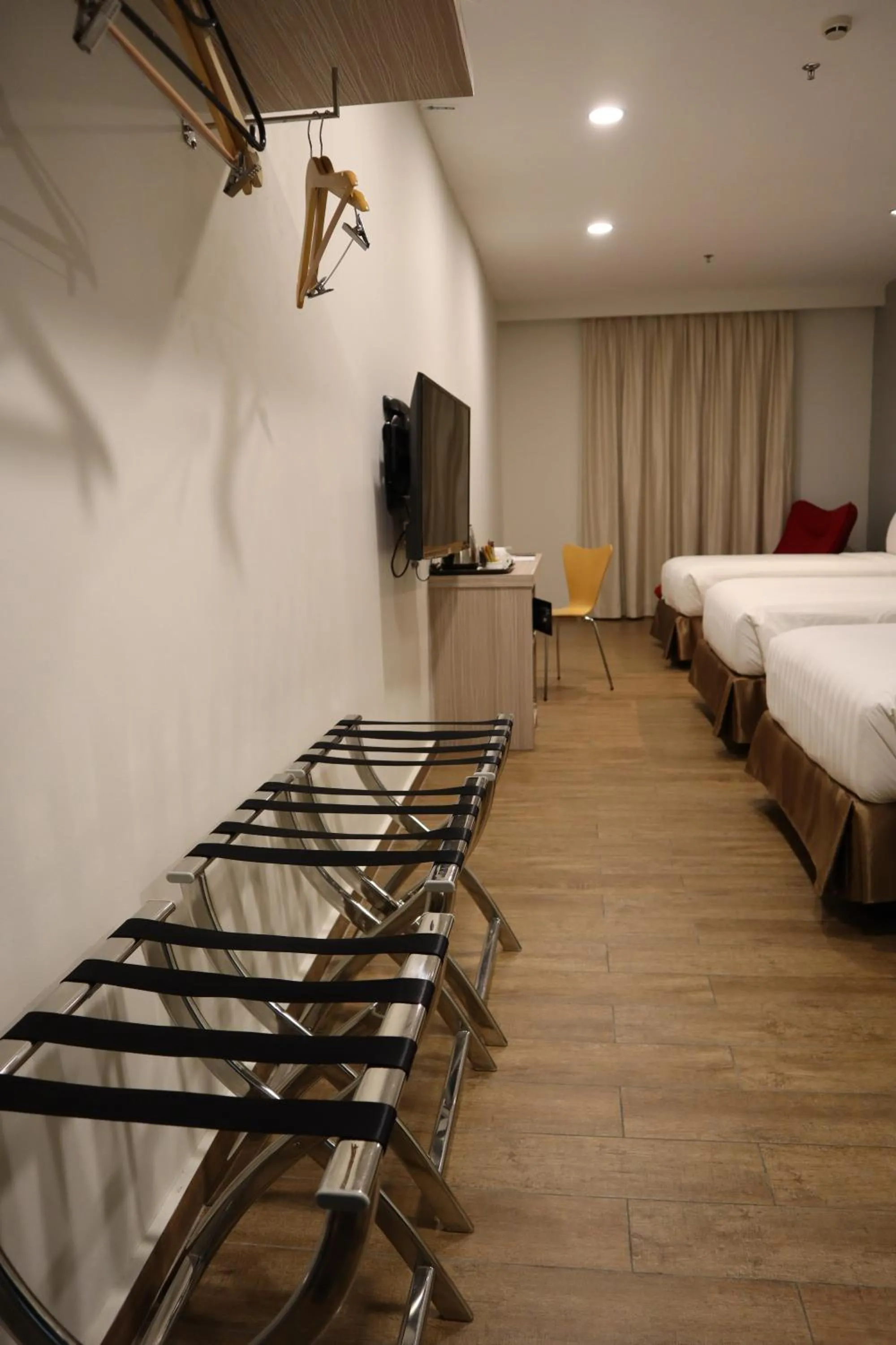 Living room, Bed in The Klagan Hotel