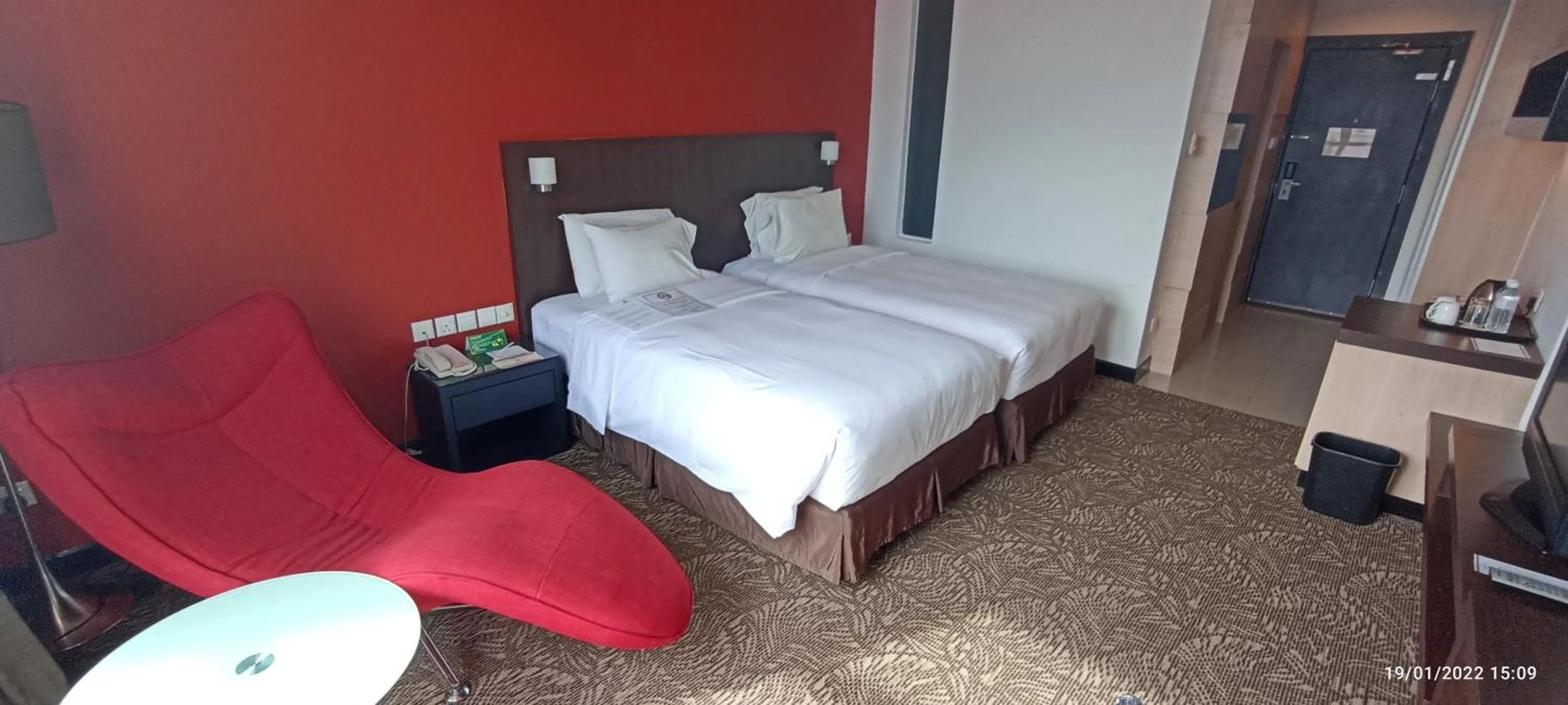 Bed in The Klagan Hotel