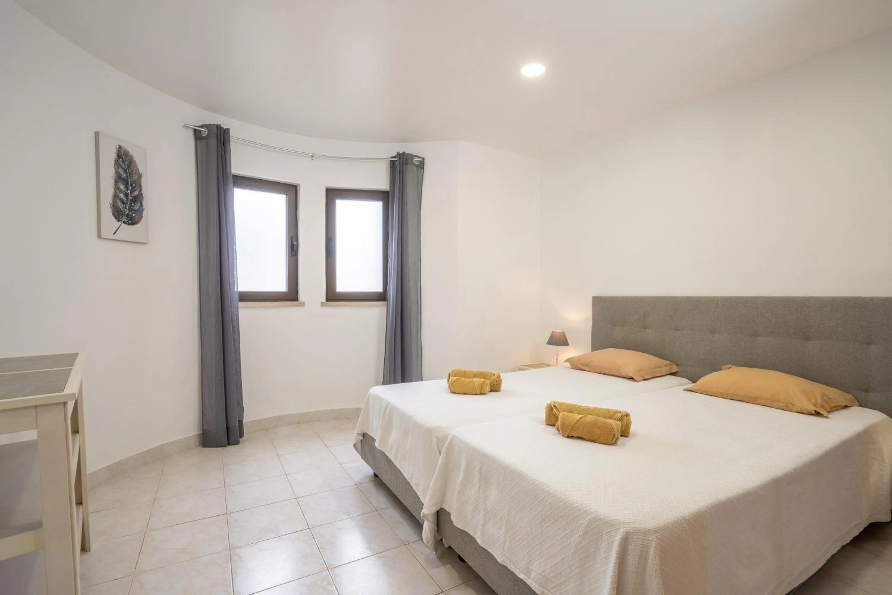 Bed in Apartamentos Vale de Carros by Umbral