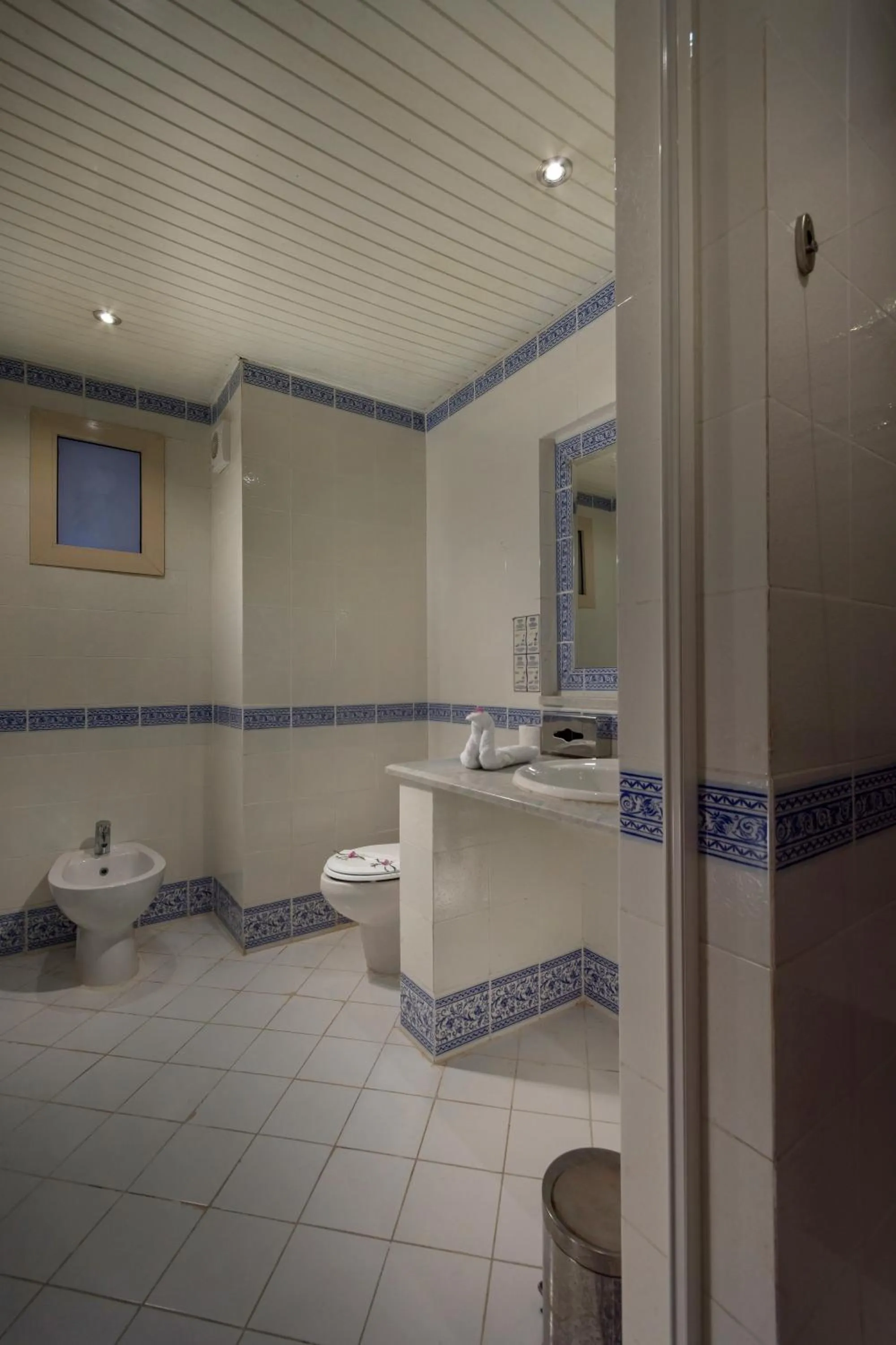 Toilet in Mazar Resort & Spa By Kemet