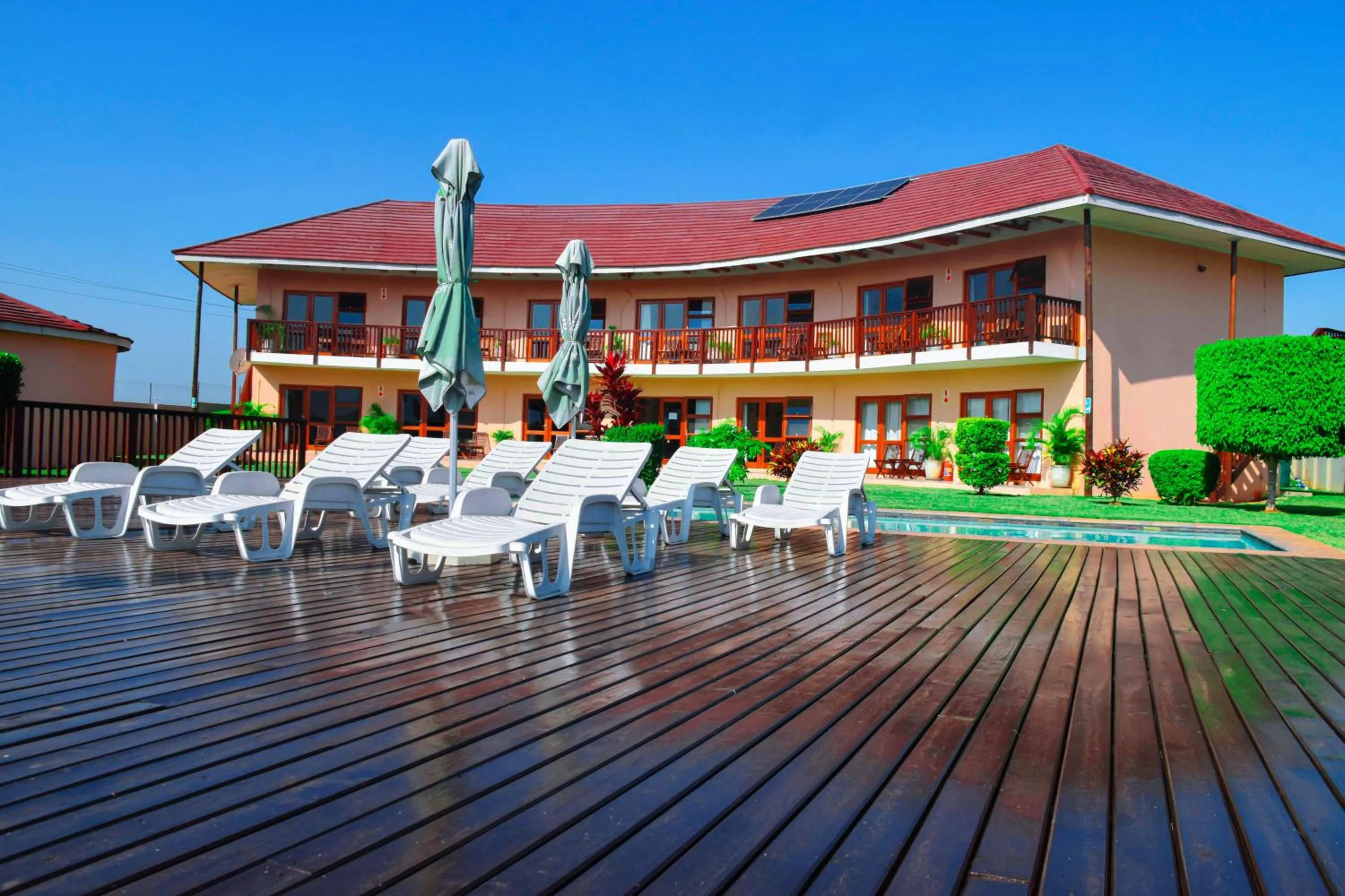 sunbed in Riverview Inn