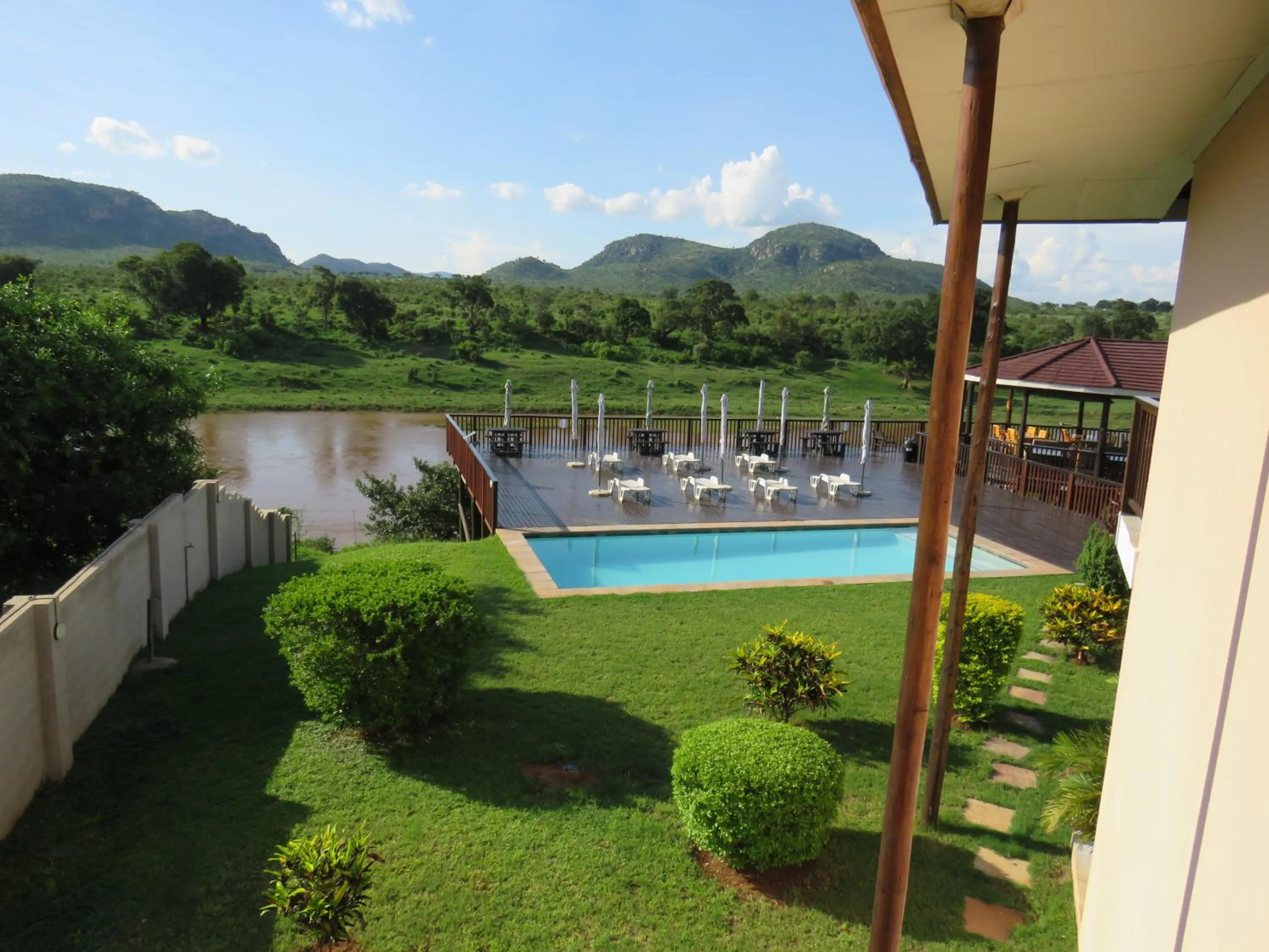 Parking in Riverview Inn