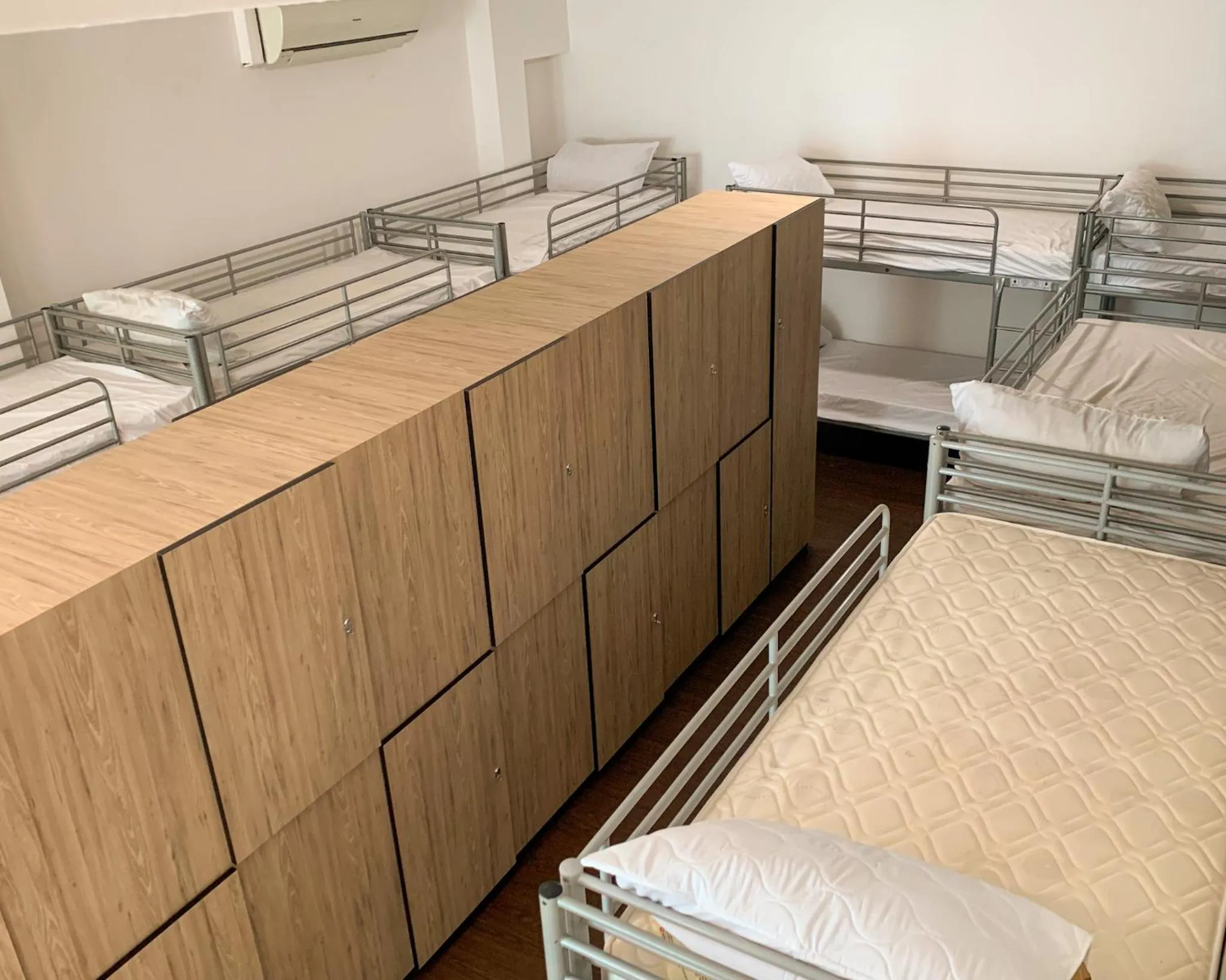 Bedroom, Bed in Betel Box Backpackers Hostel