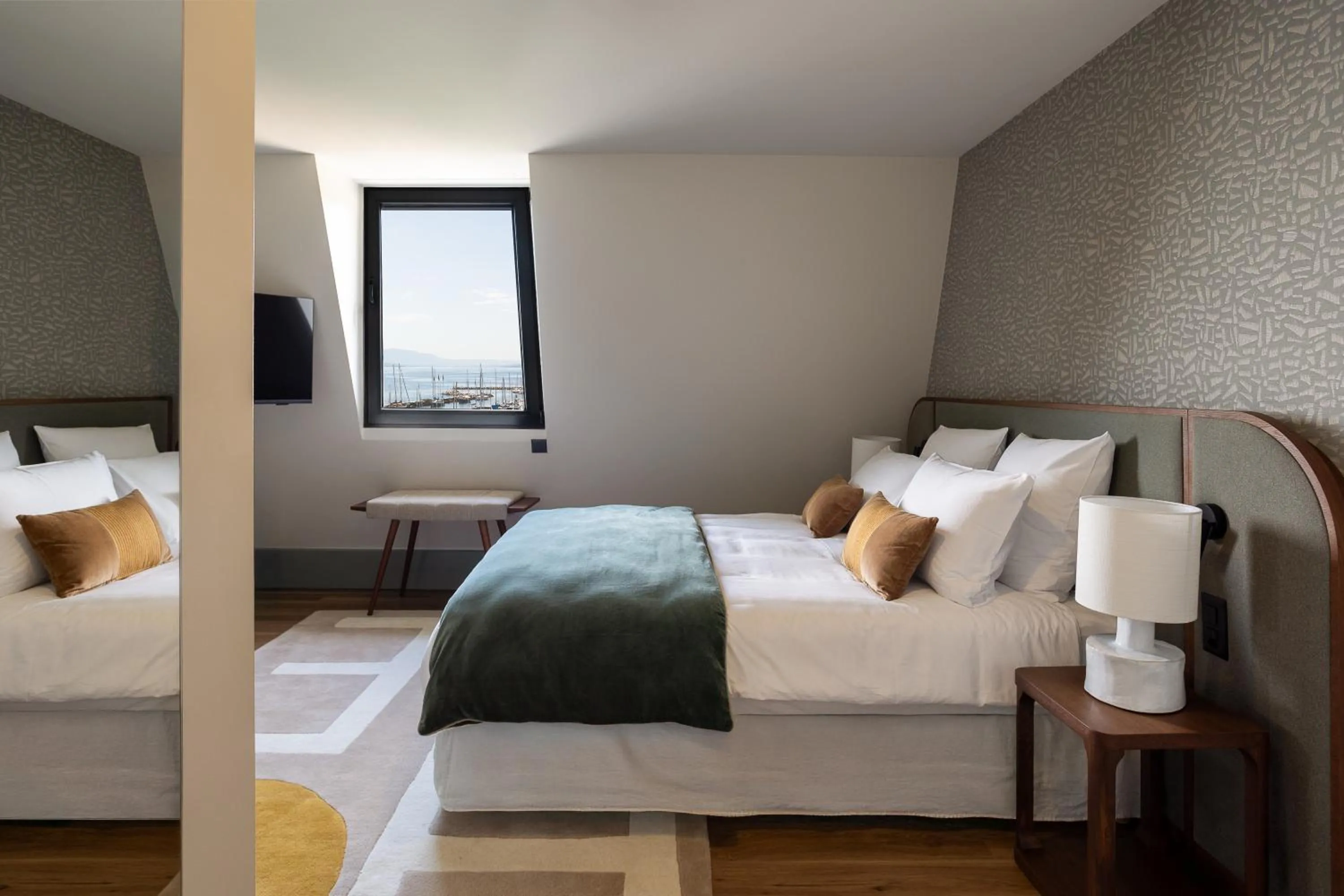 Bedroom, Bed in Maison du Lac Boutique Hôtel