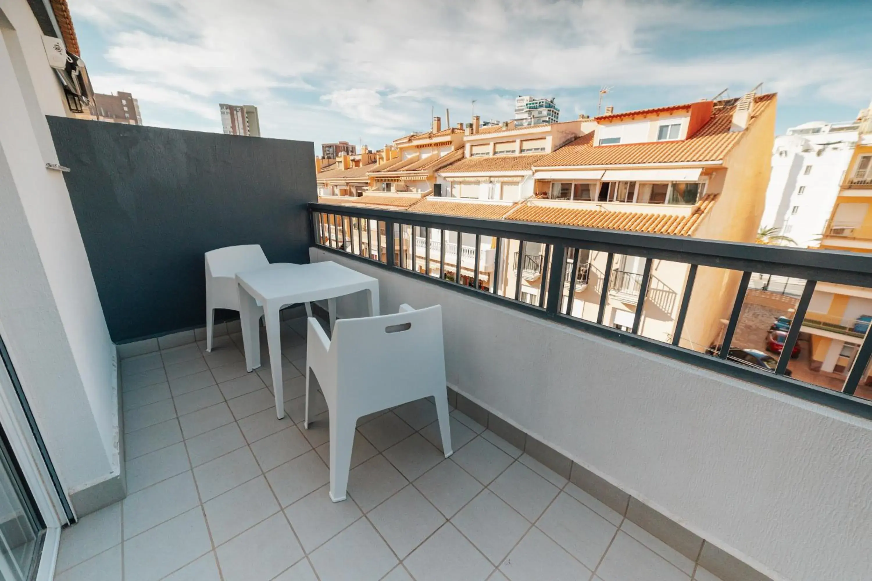 Standard Twin Room with Balcony in Hotel La Familia Standard Twin Room with Balcony in Hotel La Familia