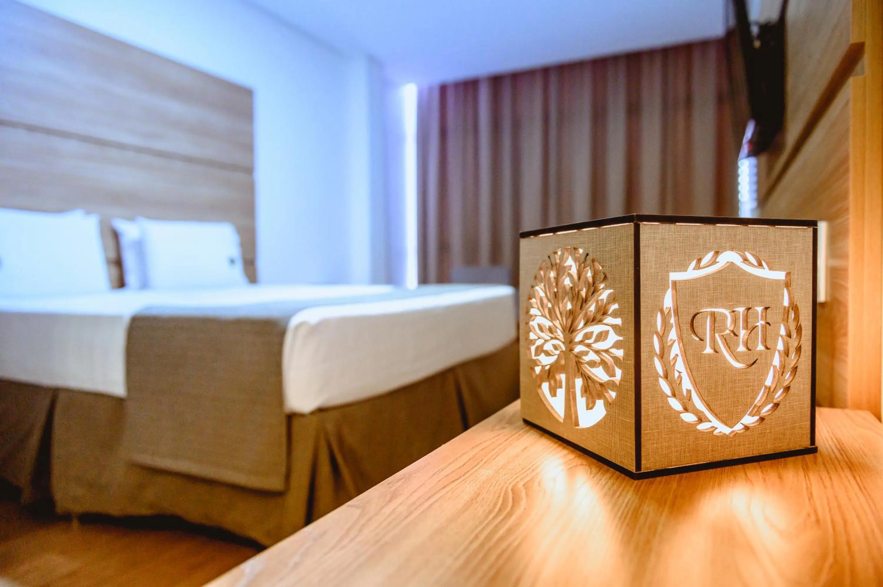 Bed in Riellis Center Hotel