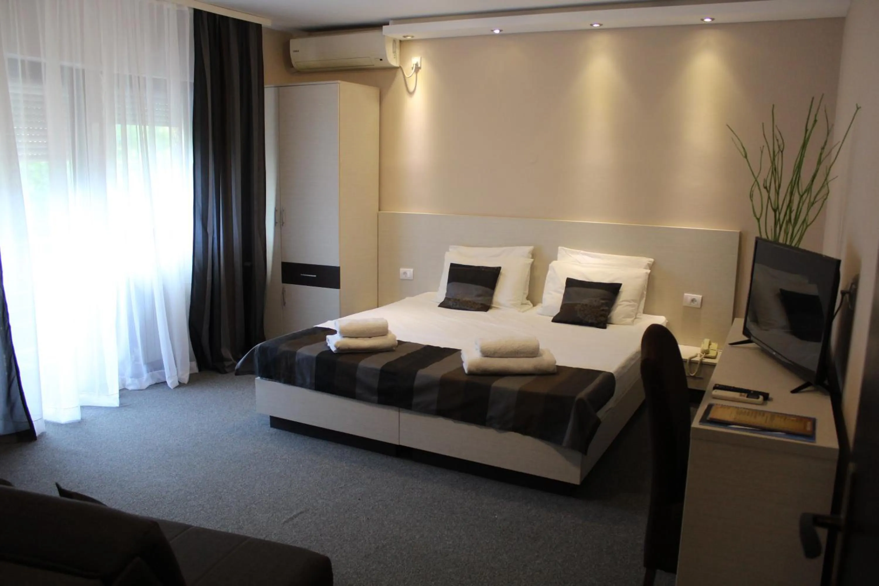 Photo of the whole room, Bed in Hotel Danica