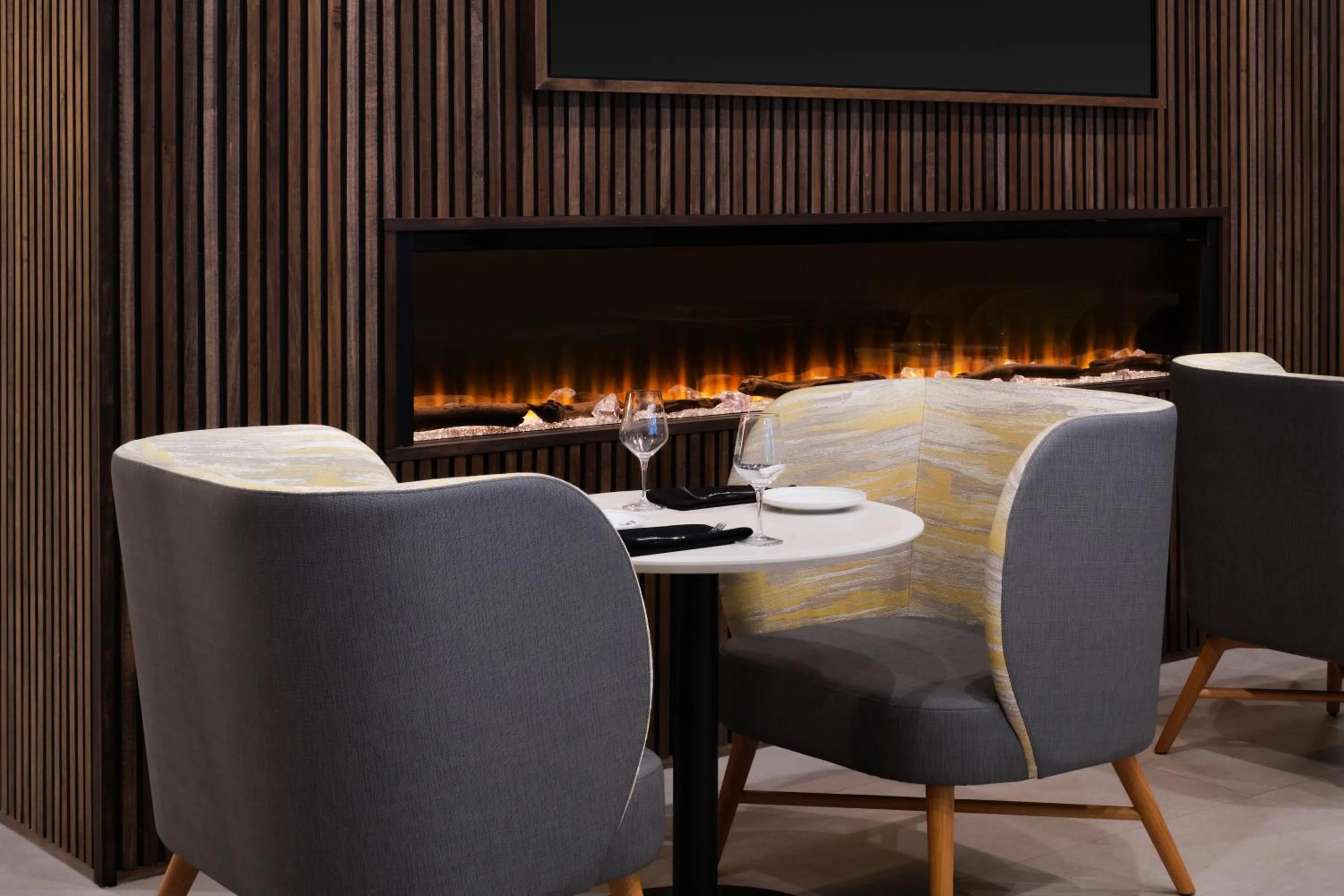 Restaurant/places to eat in Holiday Inn Gonzales by IHG