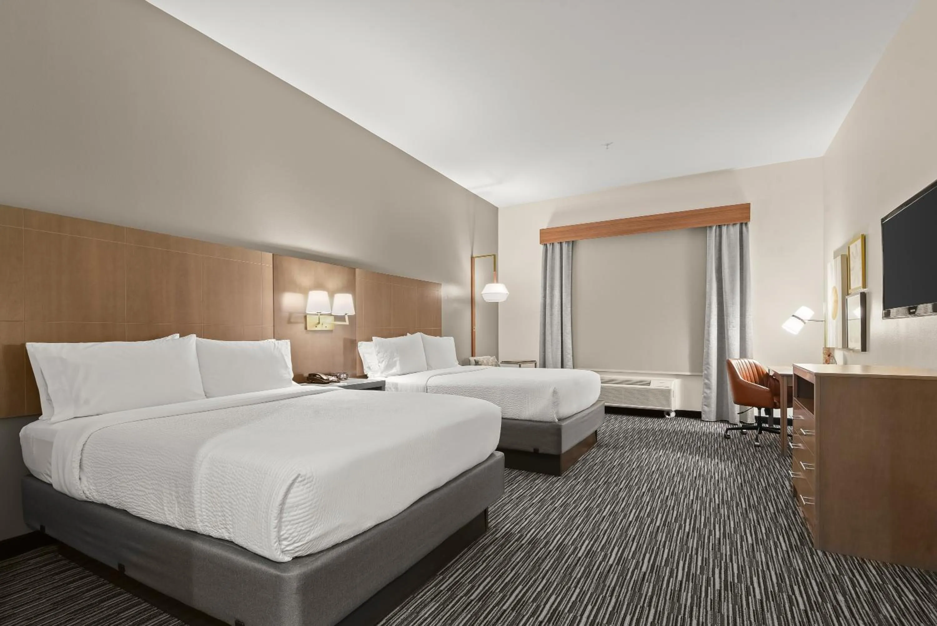 Bed in Holiday Inn Gonzales by IHG